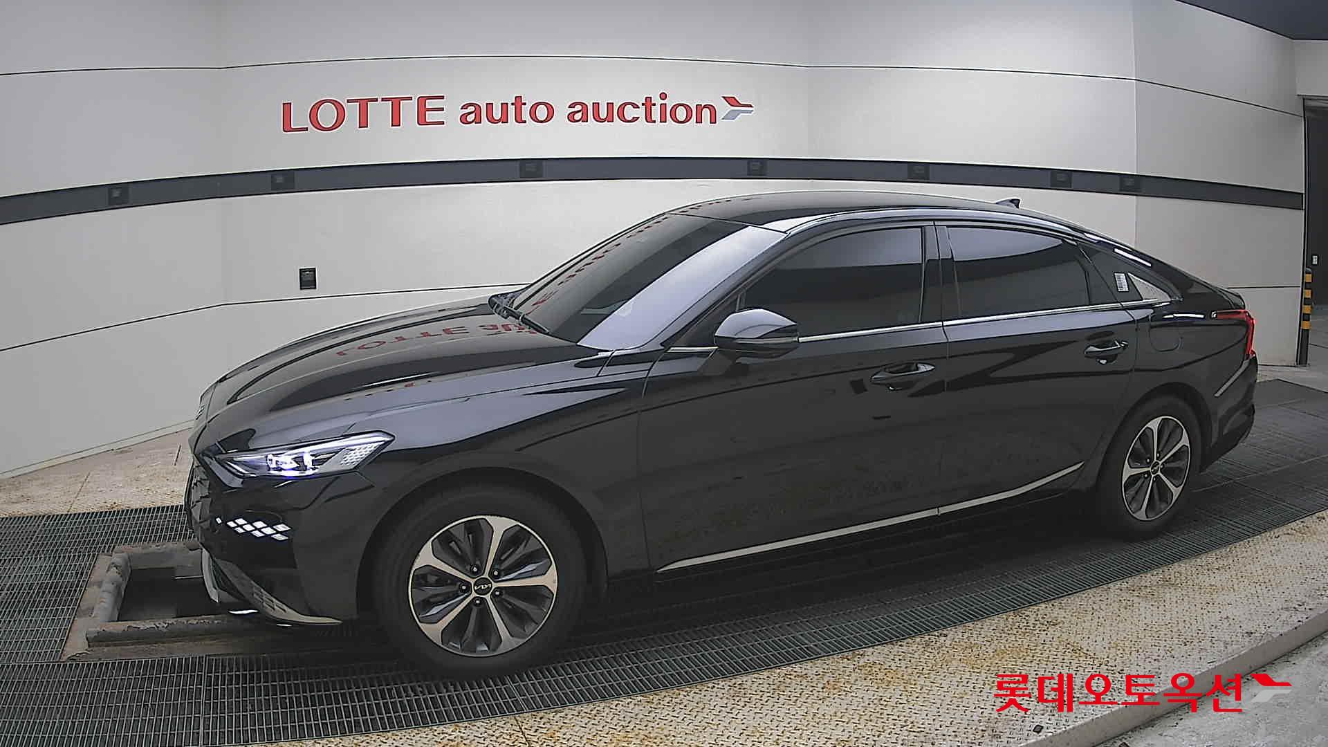 كيا K8 2022 - صورة 12