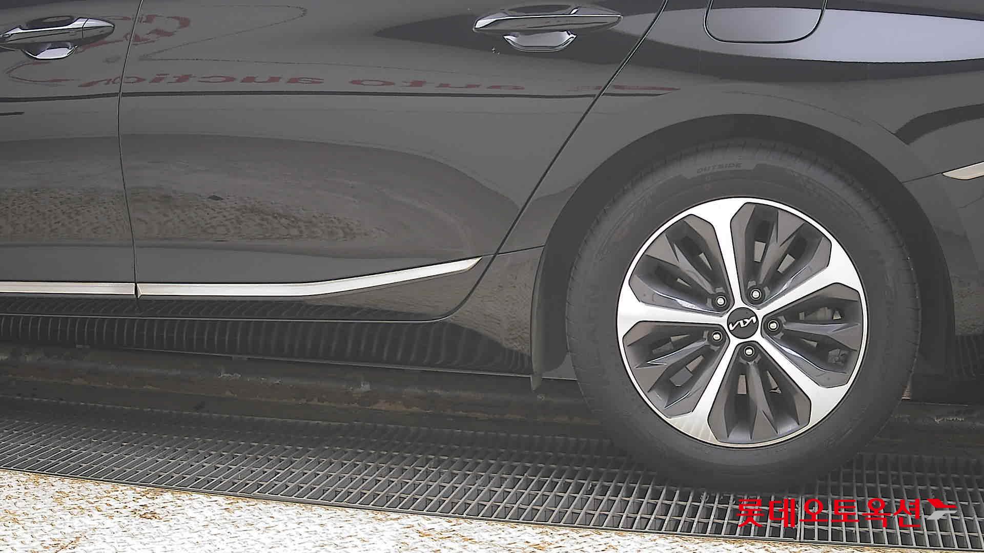 كيا K8 2022 - صورة 26