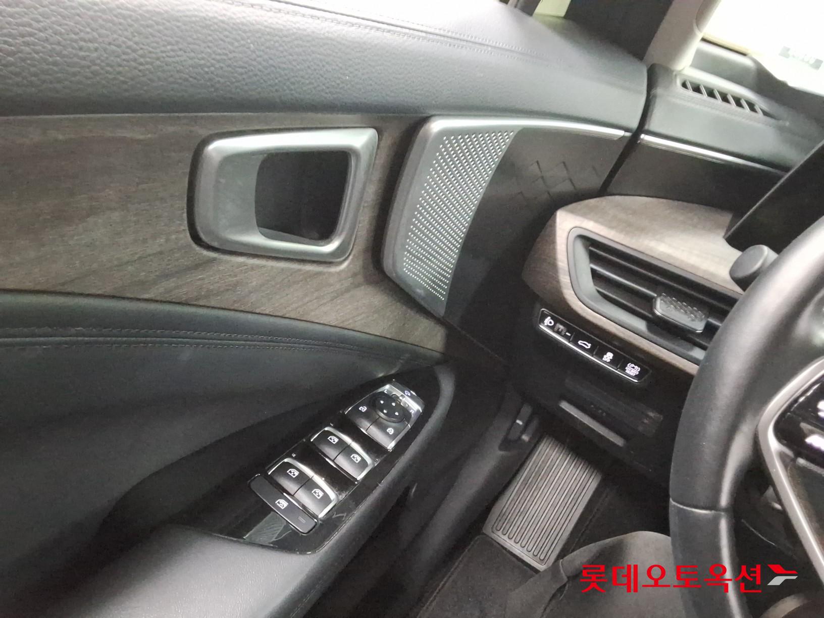 كيا K8 2022 - صورة 29