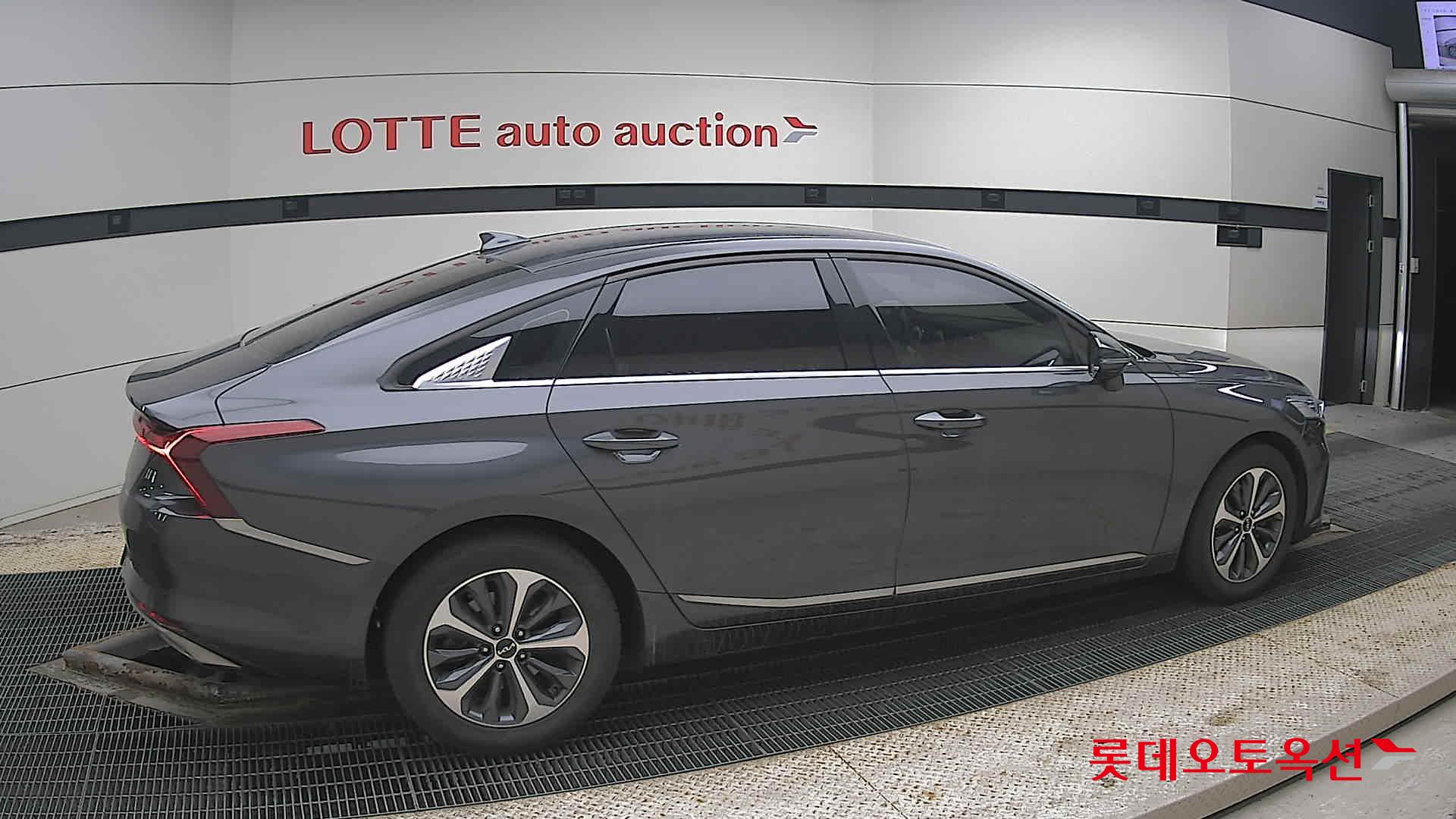 Kia K8 2022 - Image 20