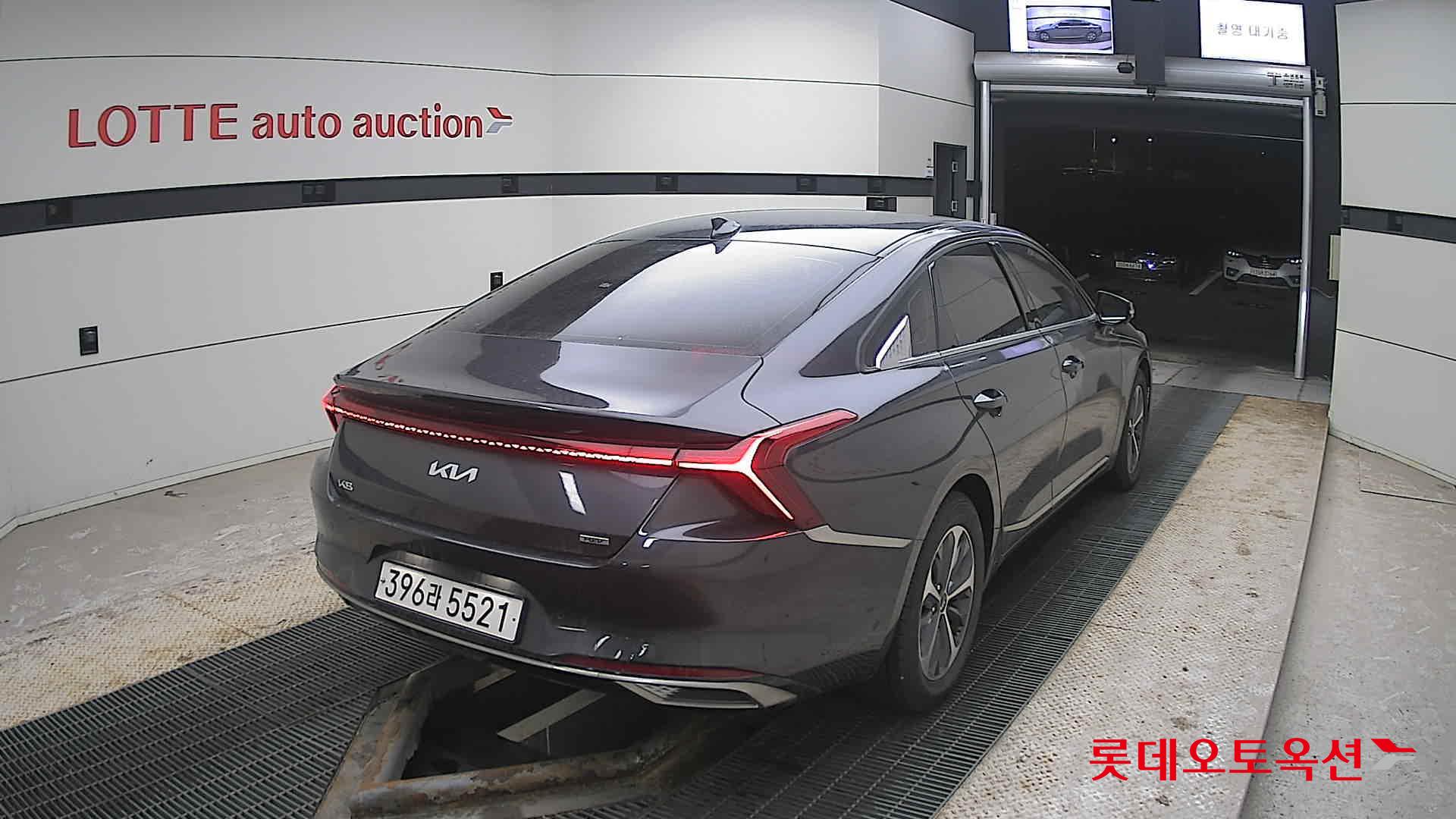 Kia K8 2022 - Image 18