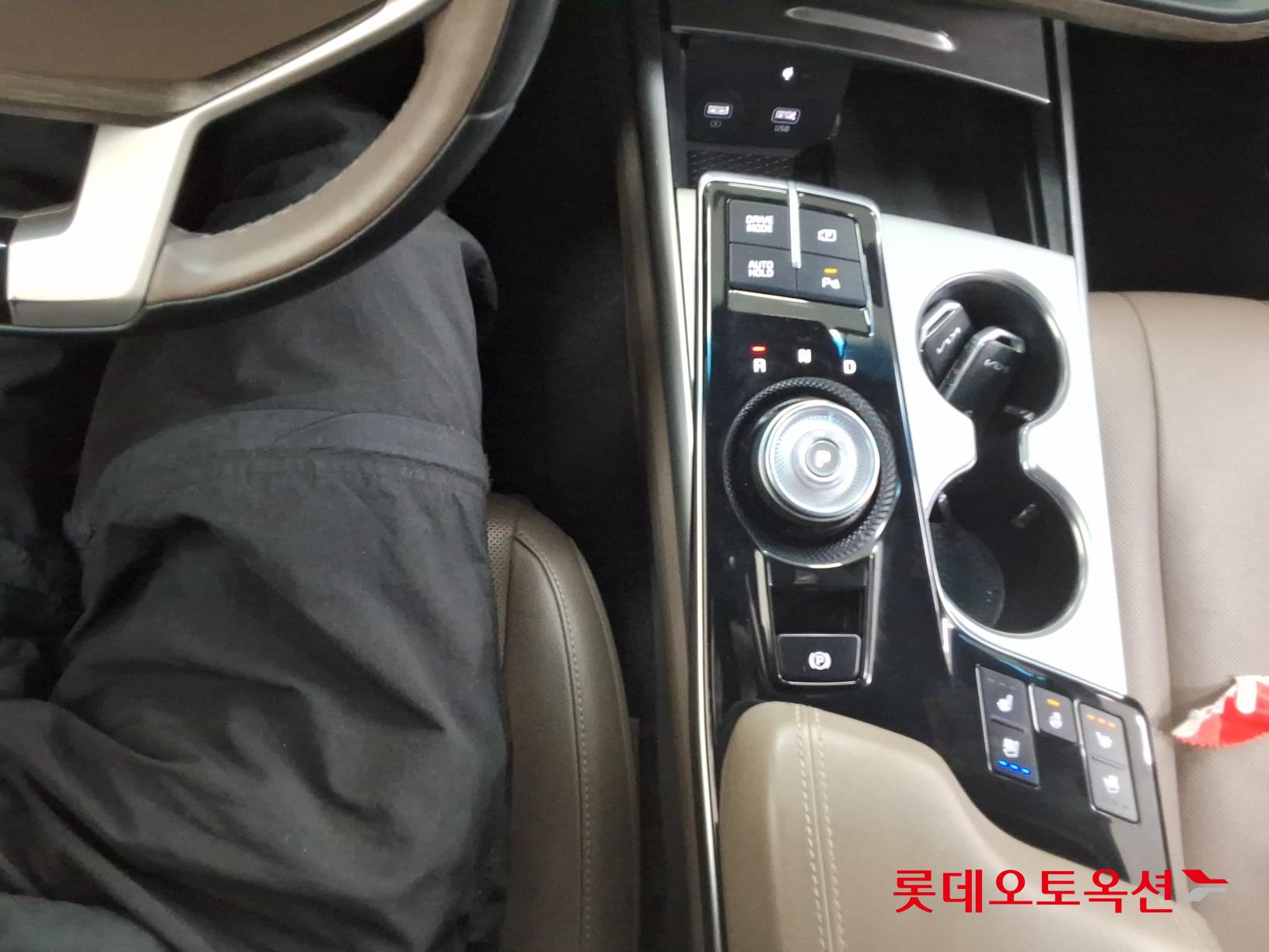 Kia K8 2022 - Image 32