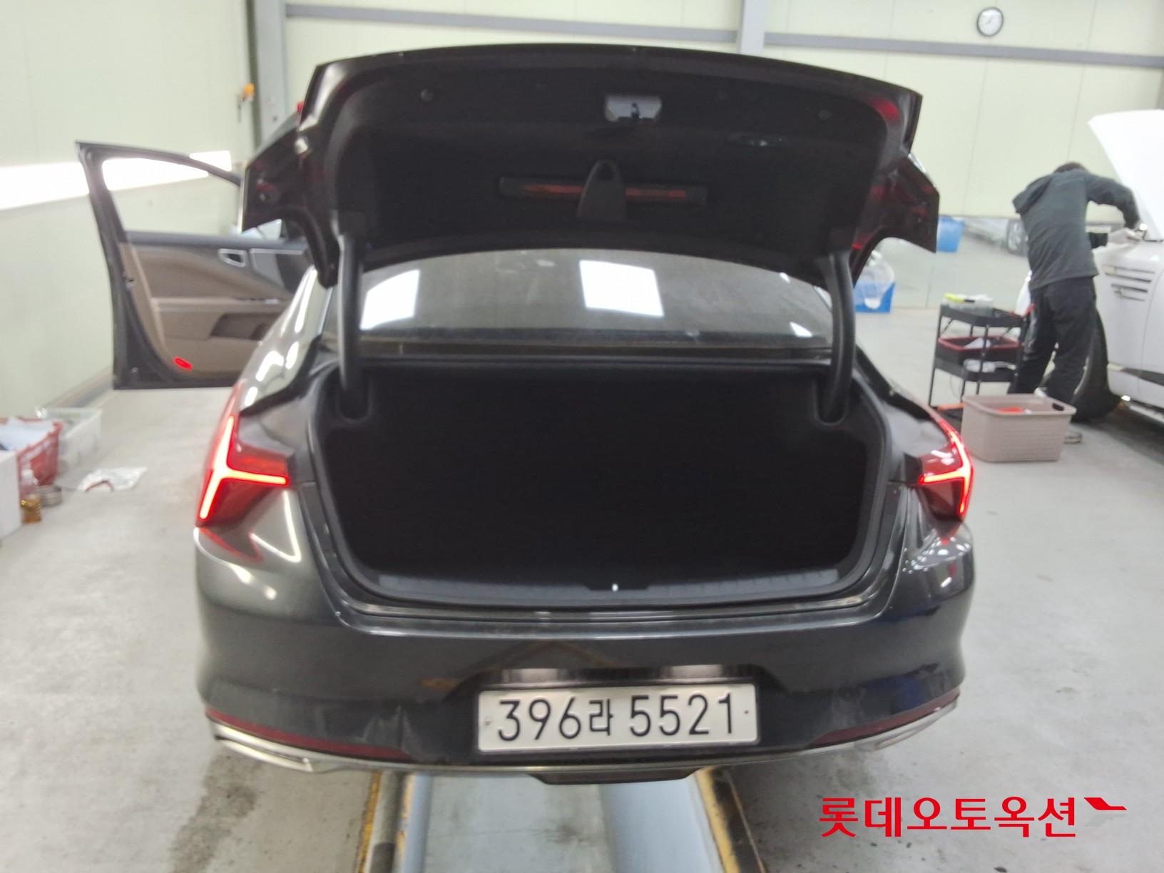 Kia K8 2022 - Image 9
