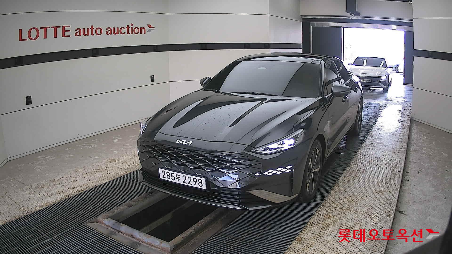 كيا K8 2022 - صورة 10