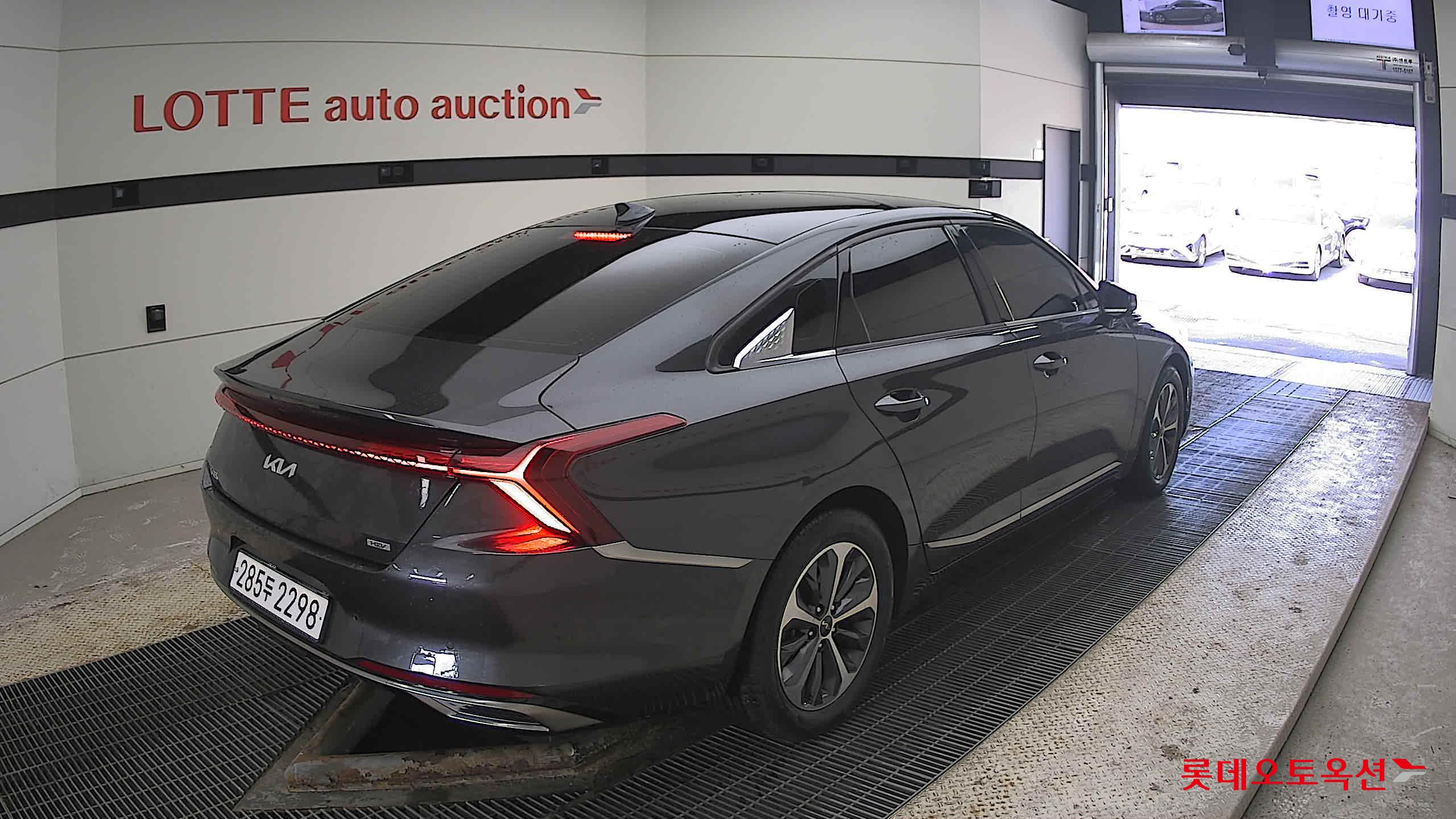 كيا K8 2022 - صورة 5