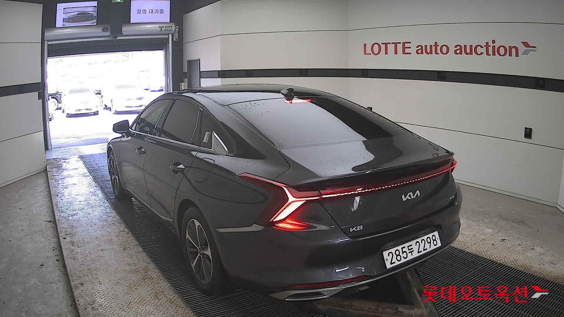 كيا K8 2022 - صورة 16