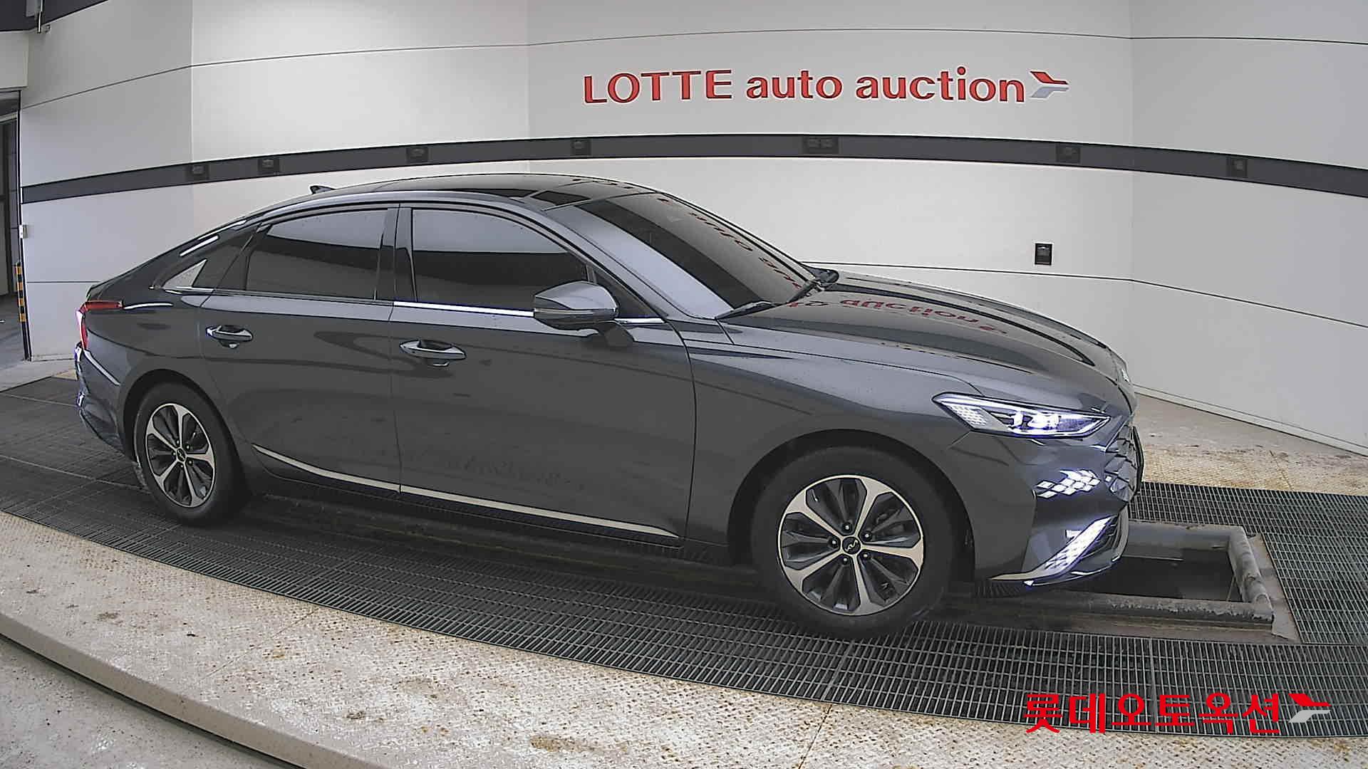 كيا K8 2022 - صورة 22