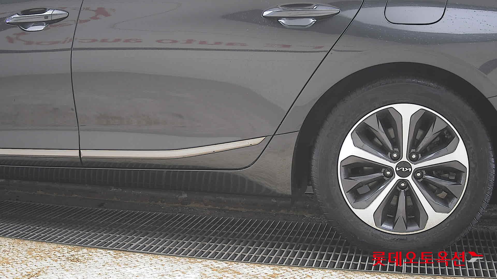 كيا K8 2022 - صورة 26