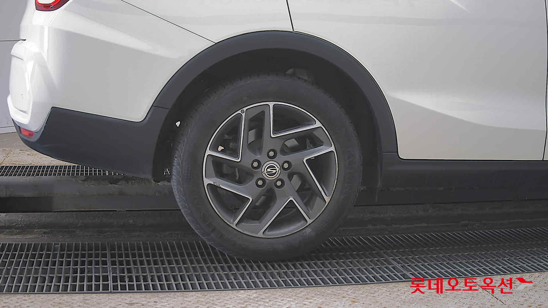 سانج يونج تيفولي 2022 - صورة 28