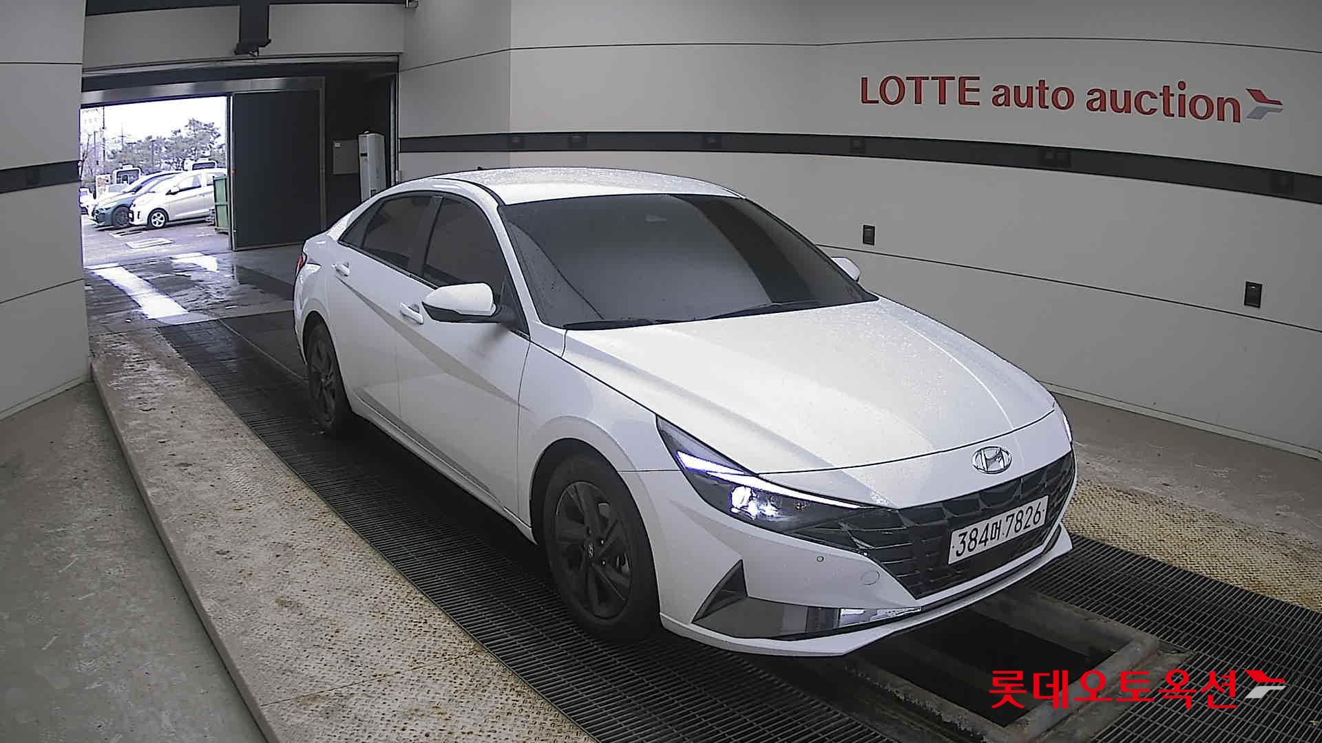 Hyundai Avante 2022 Polar White из Кореи, фото 2