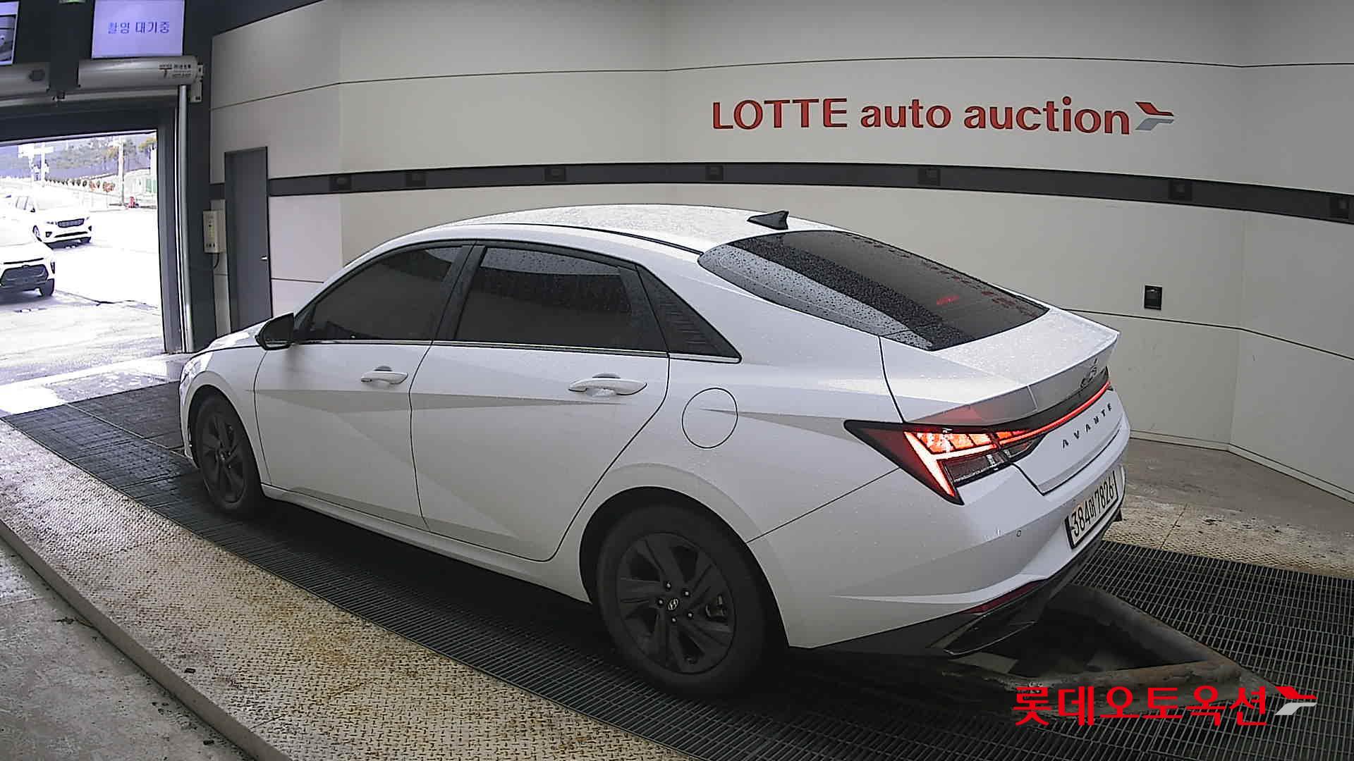 Hyundai Avante id 3809910 из Кореи 10