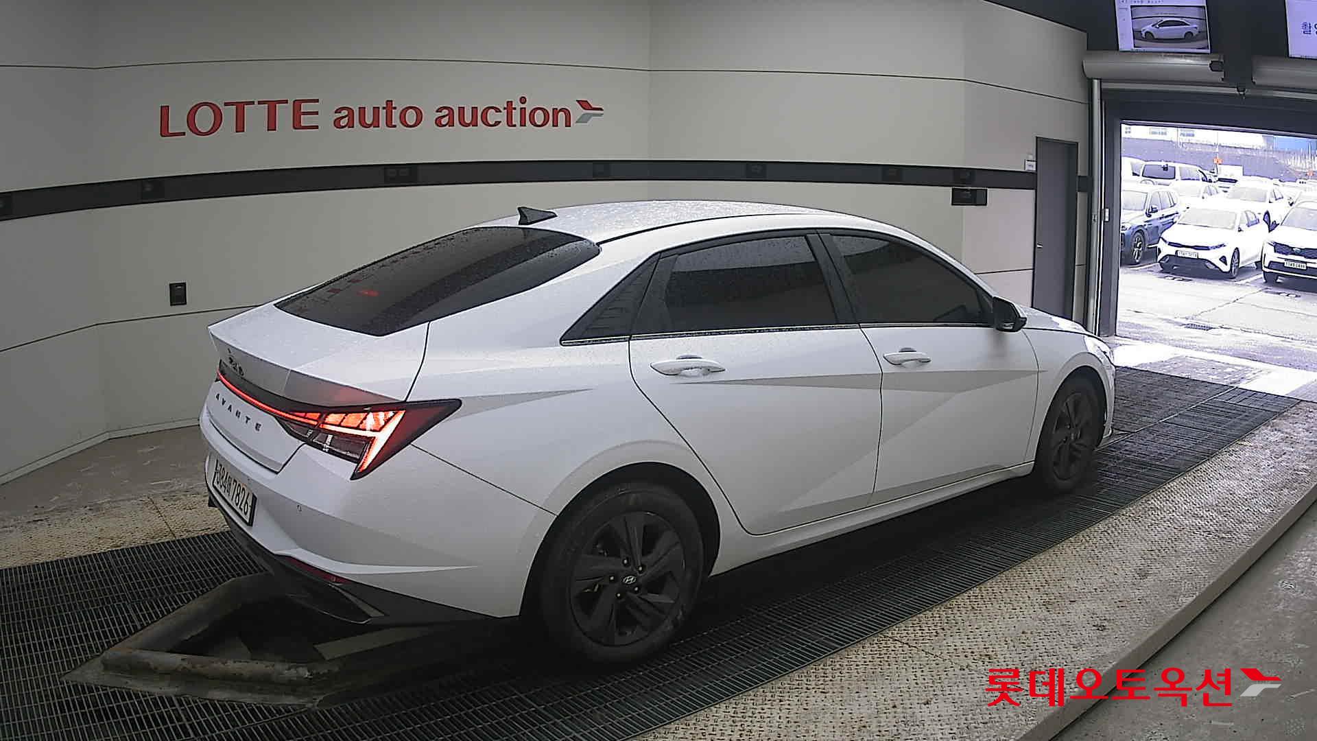 Hyundai Avante id 3809910 из Кореи 19