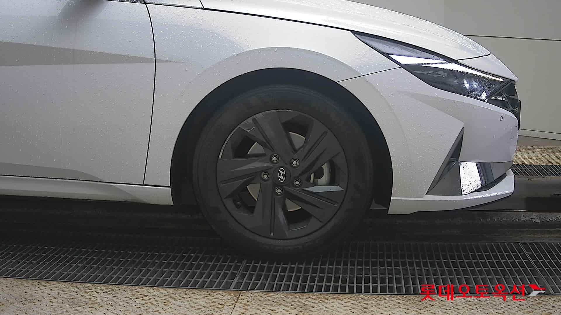 Hyundai Avante id 3809910 из Кореи 23