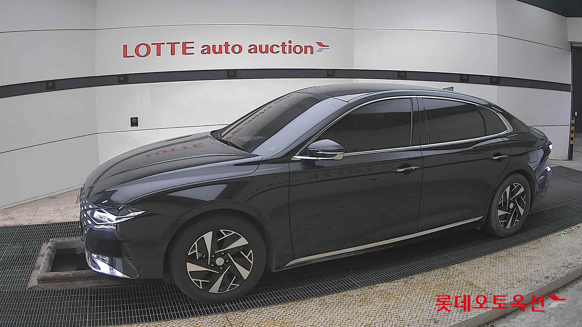 Hyundai Grandeur Hybrid id 3840205 из Кореи 12