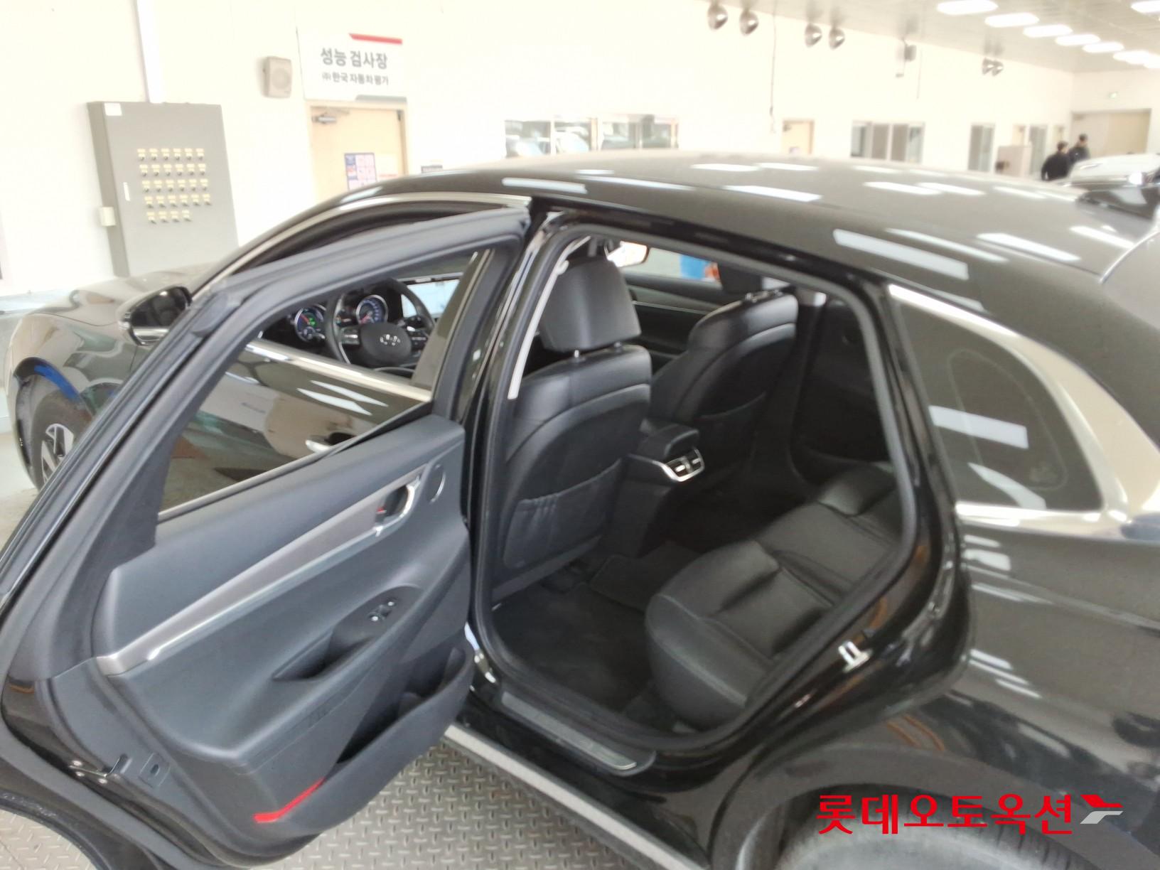 Hyundai Grandeur Hybrid id 3840205 из Кореи 36