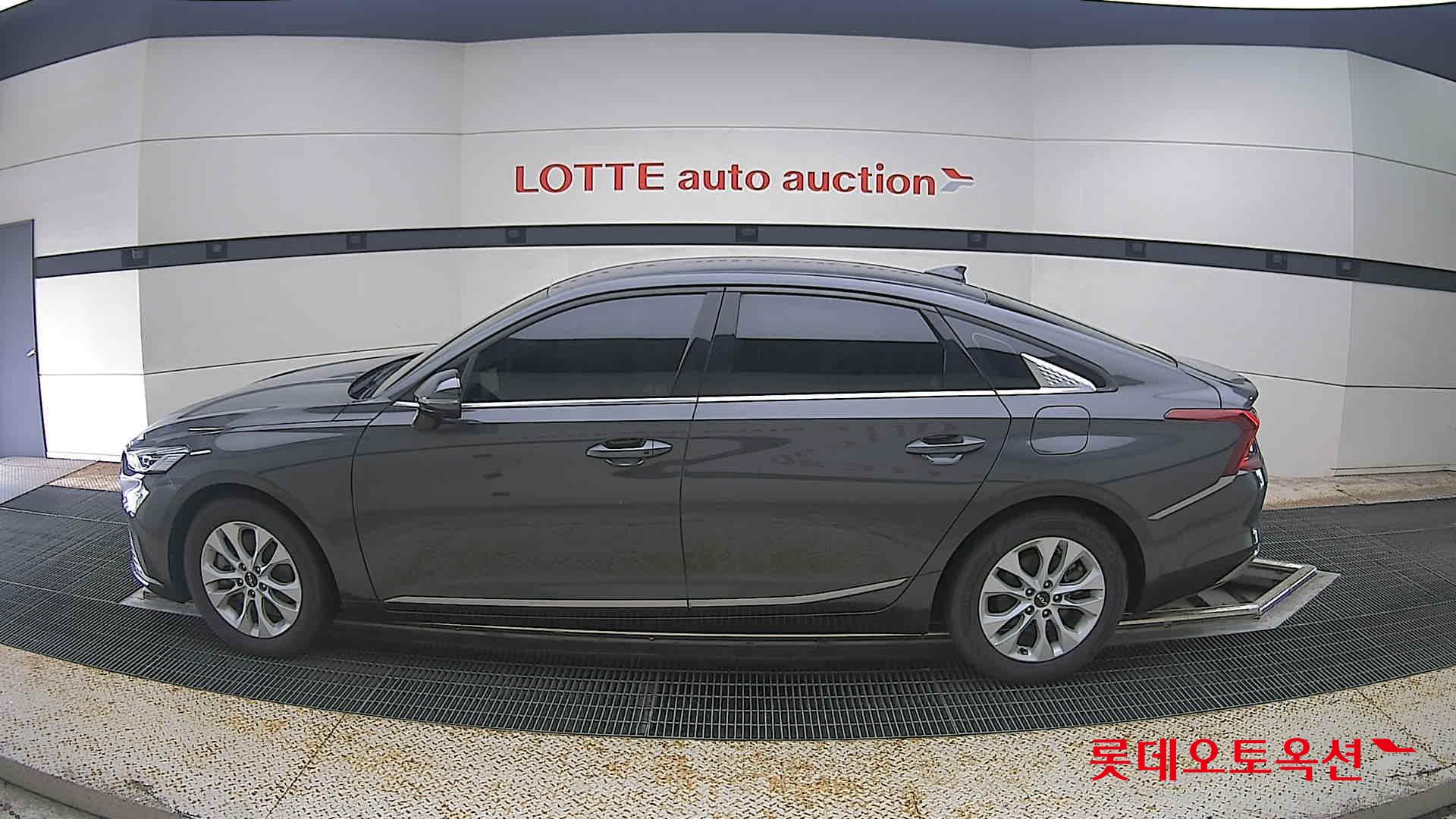 2022 - kia k8