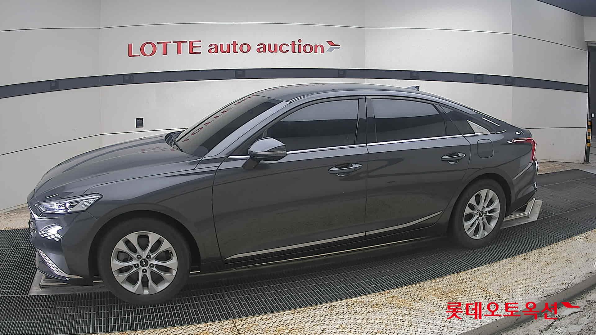 2022 - kia k8