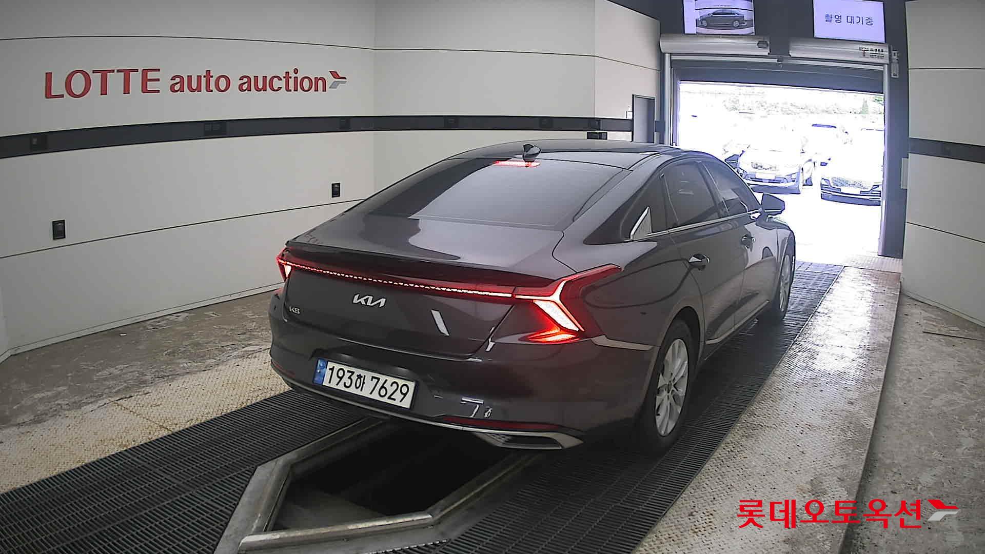 2022 - kia k8