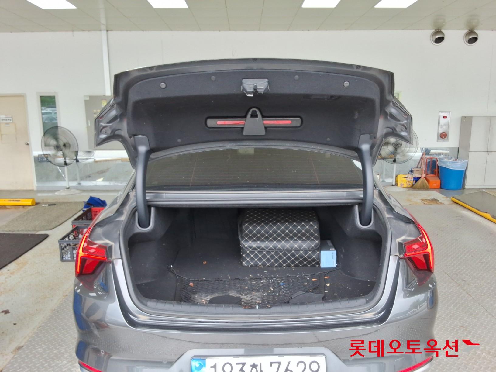 2022 - kia k8