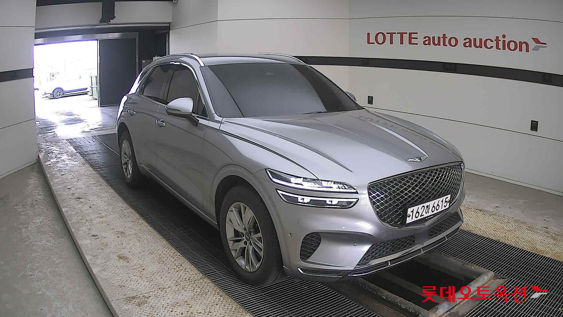 جينسس جي في 70