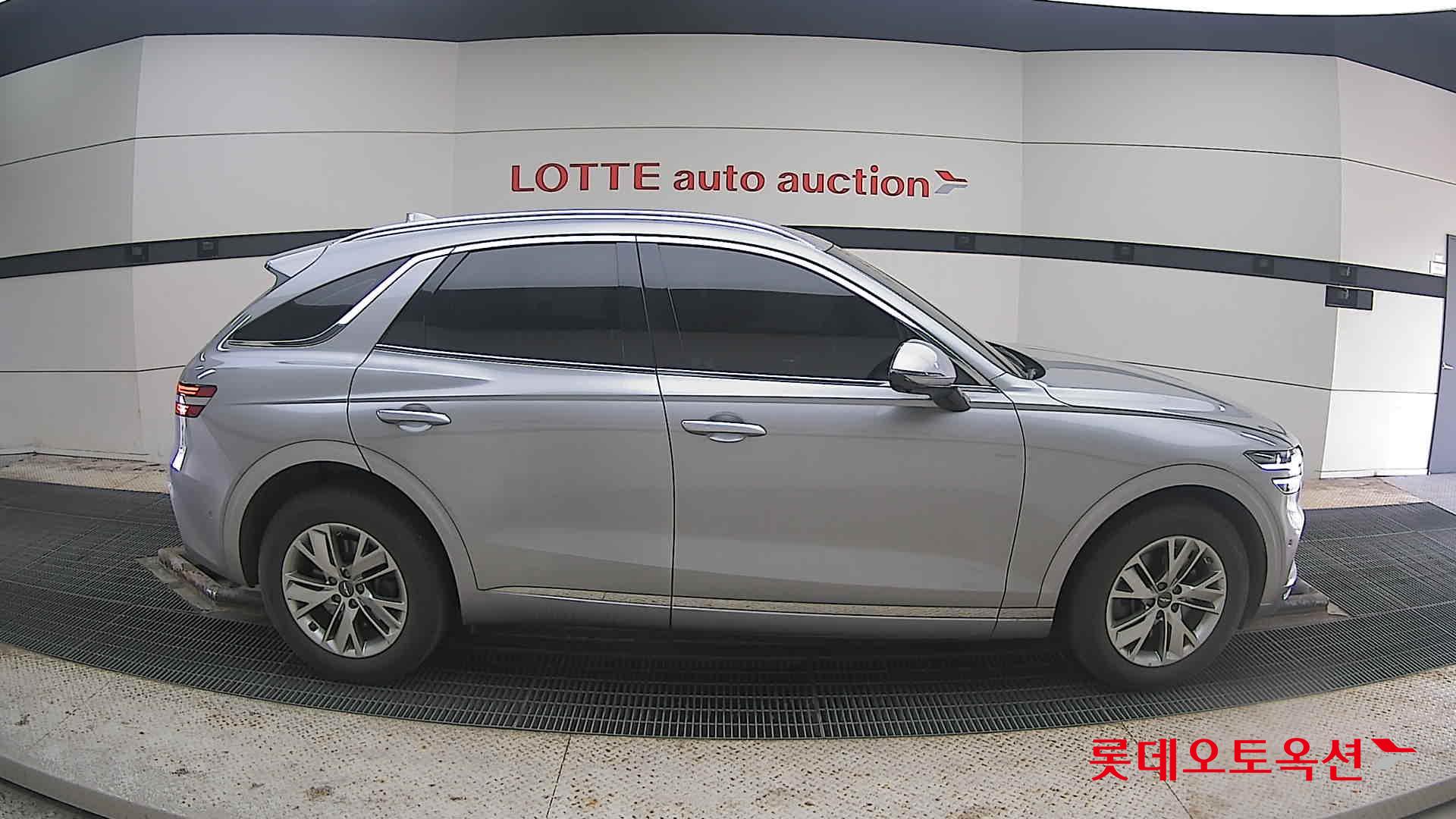 جينسس جي في 70