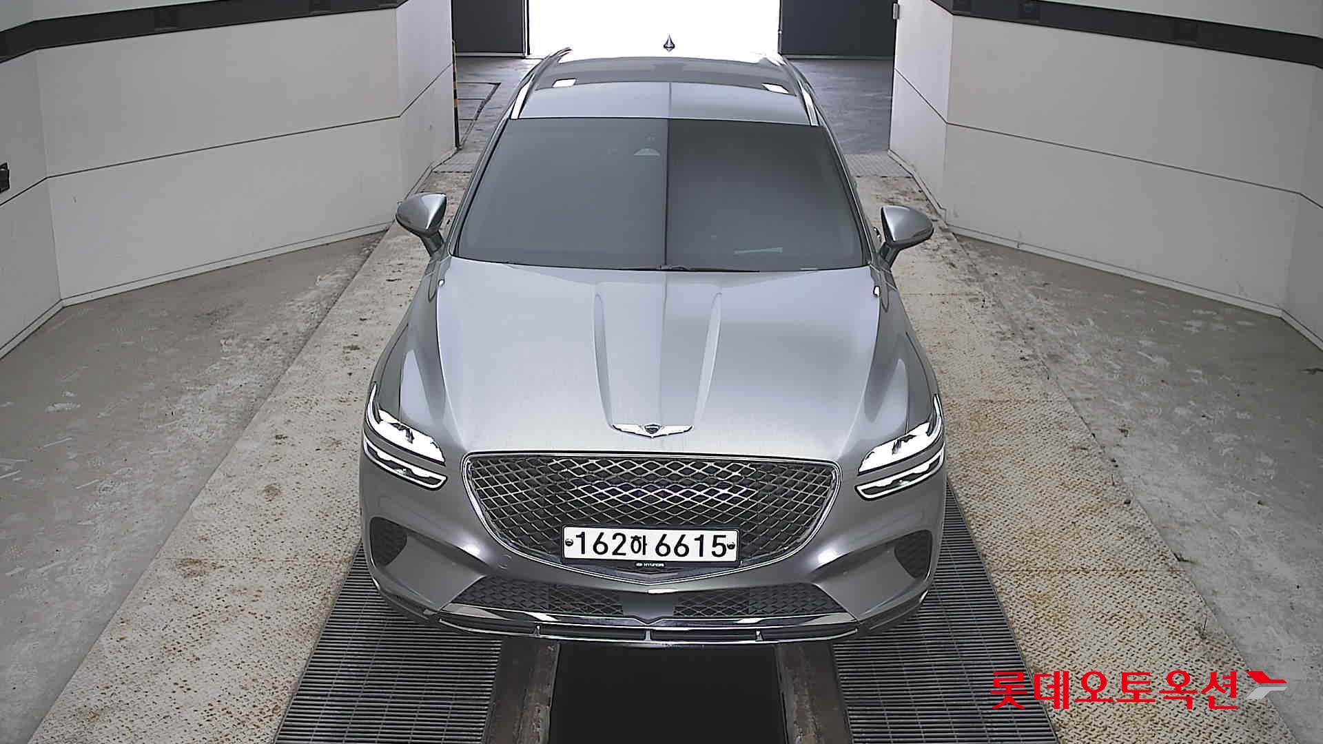 جينسس جي في 70