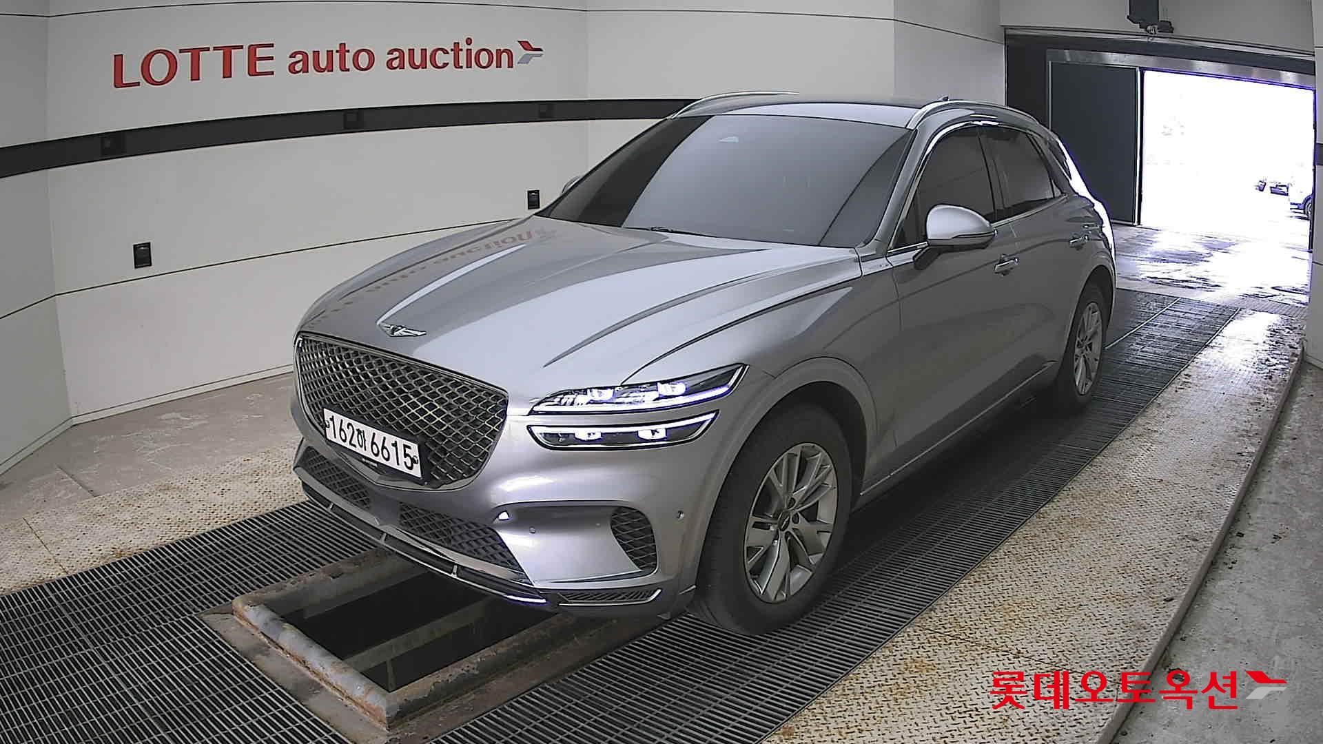 جينسس جي في 70