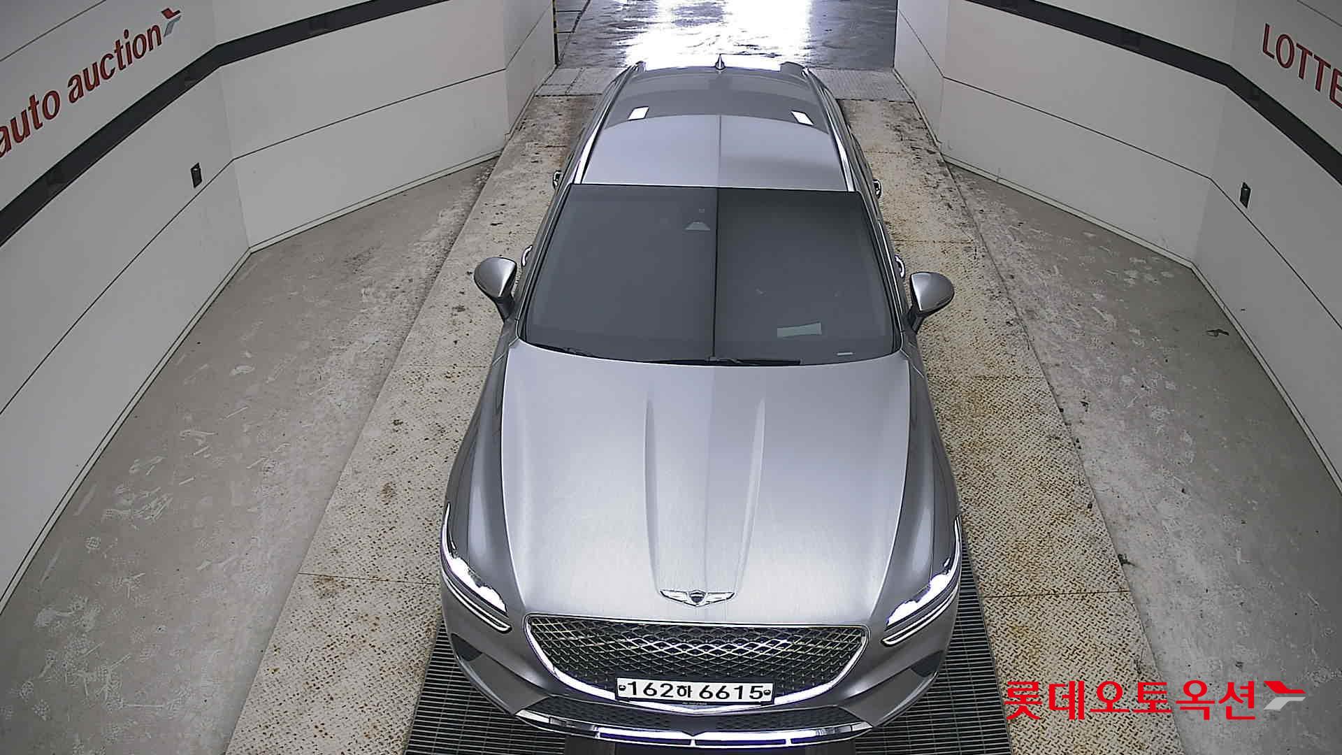 جينسس جي في 70