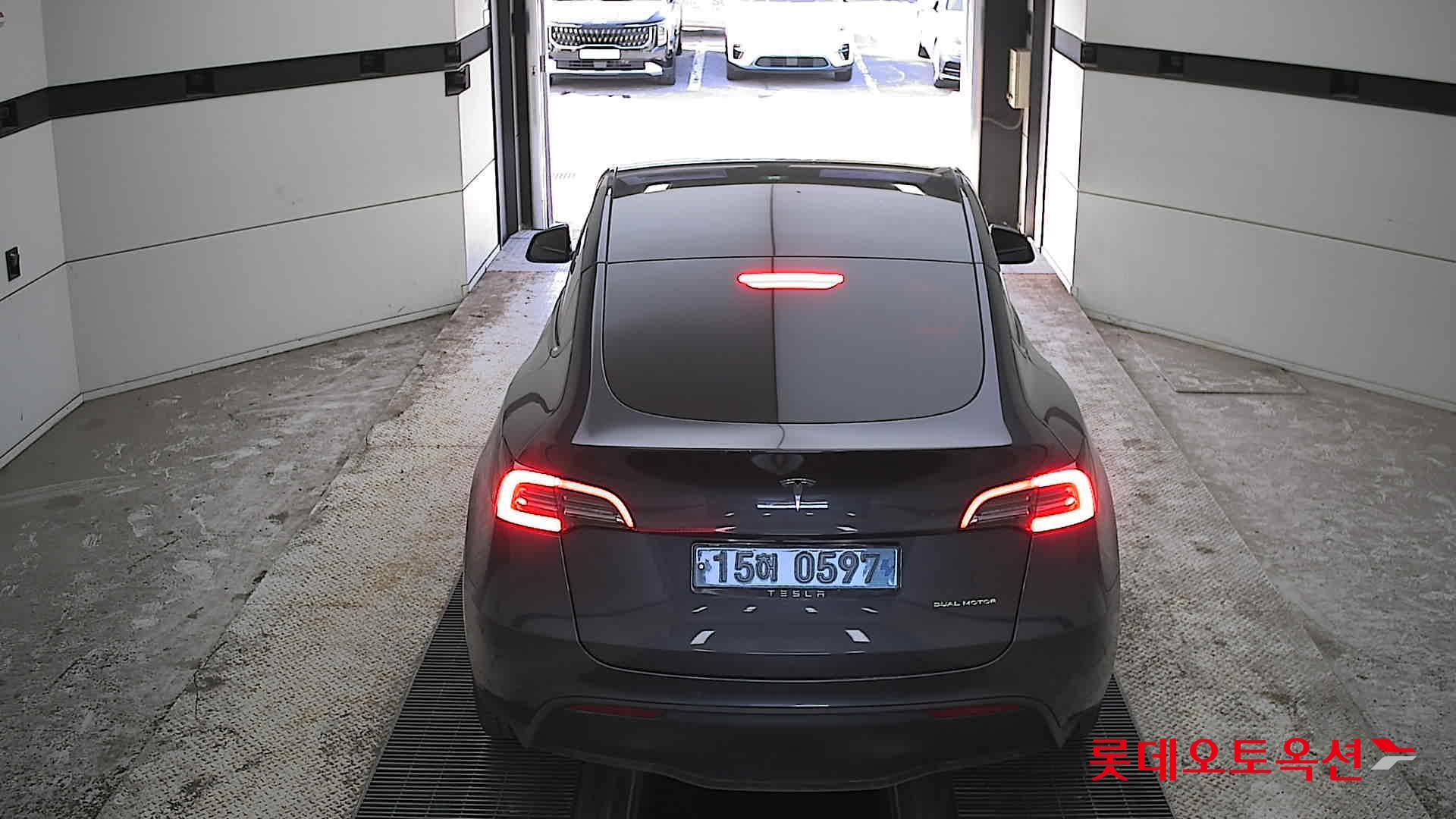 TESLA 모델 Y 롱레인지 2022 - 이미지 17