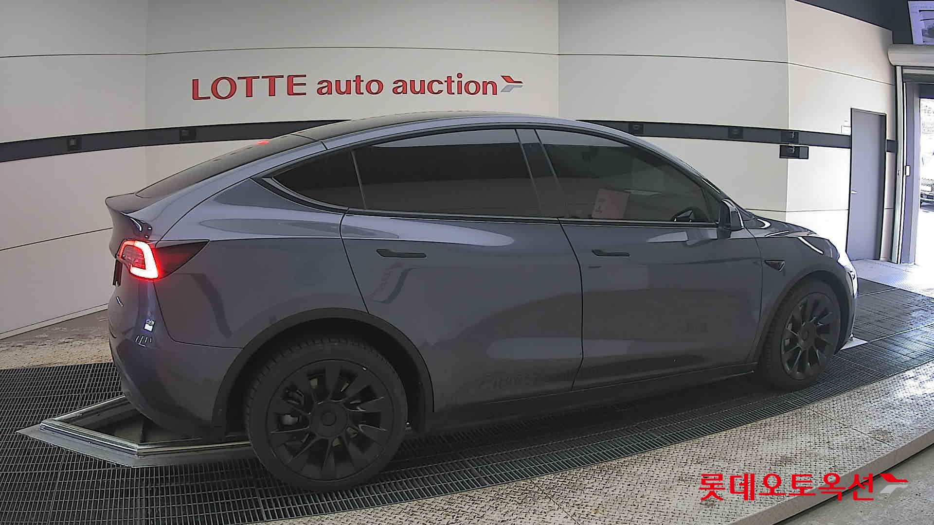 TESLA 모델 Y 롱레인지 2022 - 이미지 20