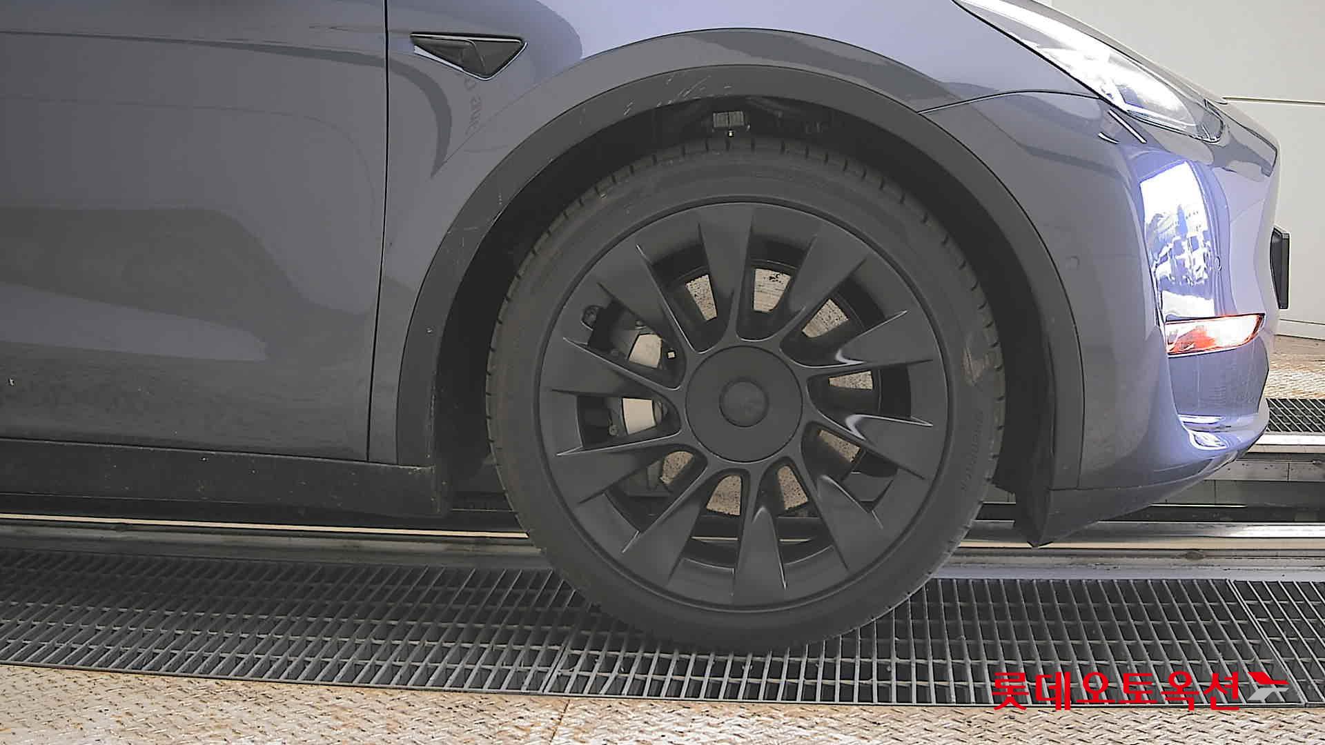 TESLA 모델 Y 롱레인지 2022 - 이미지 27