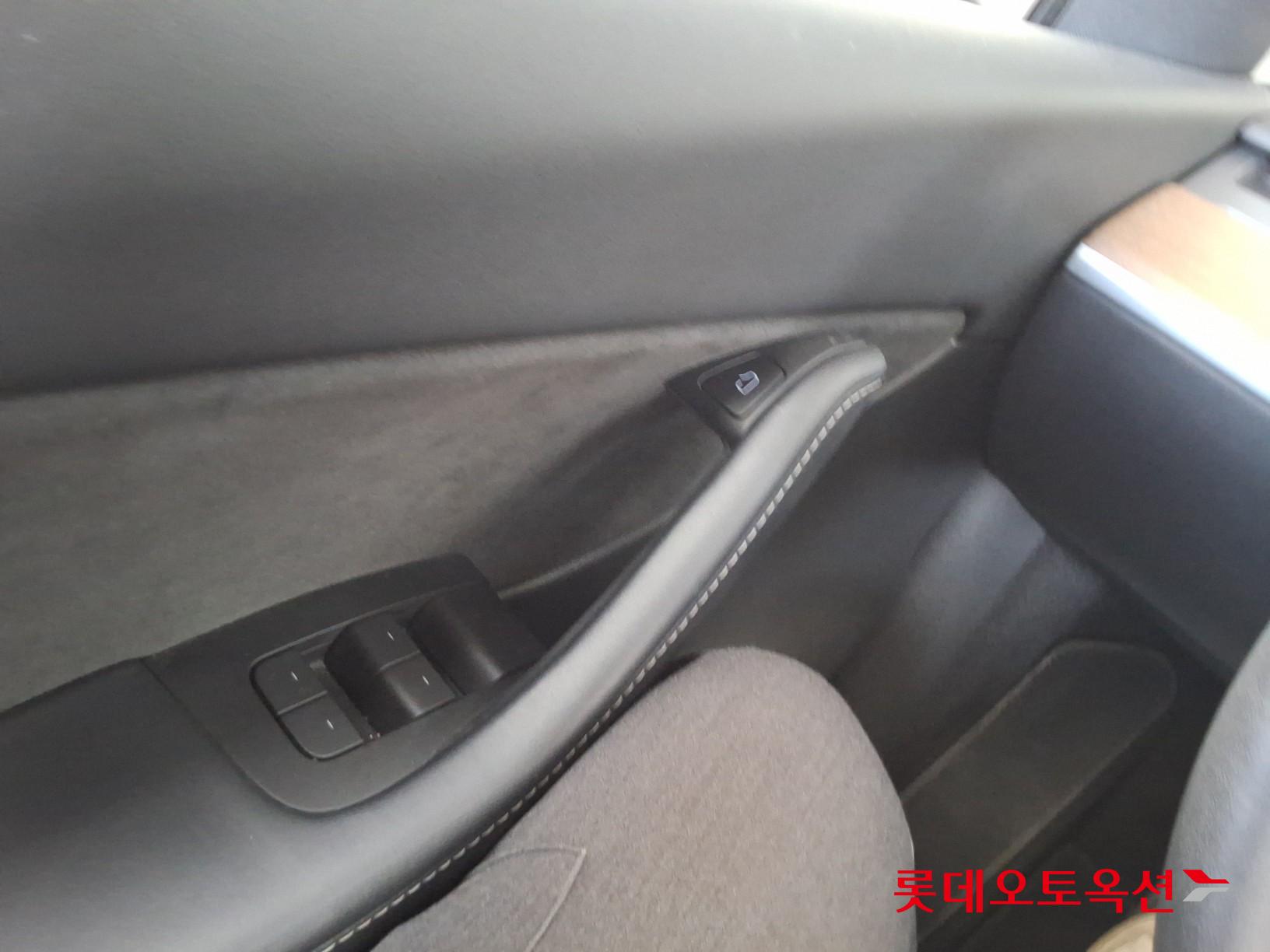 TESLA 모델 Y 롱레인지 2022 - 이미지 29