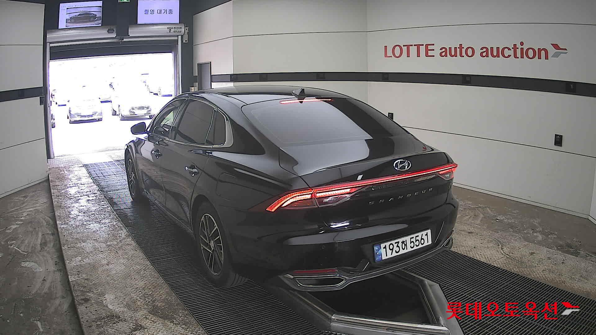 هيونداي أزيرا