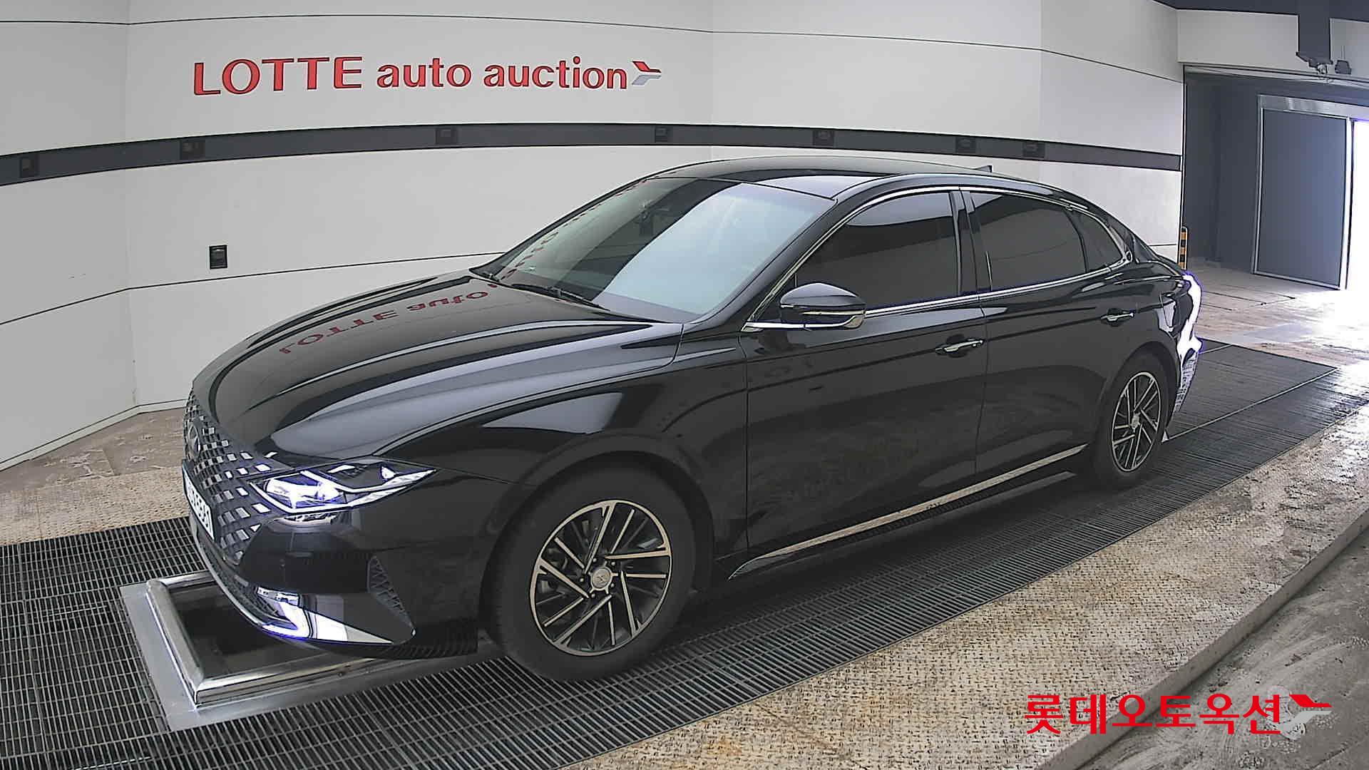 هيونداي أزيرا