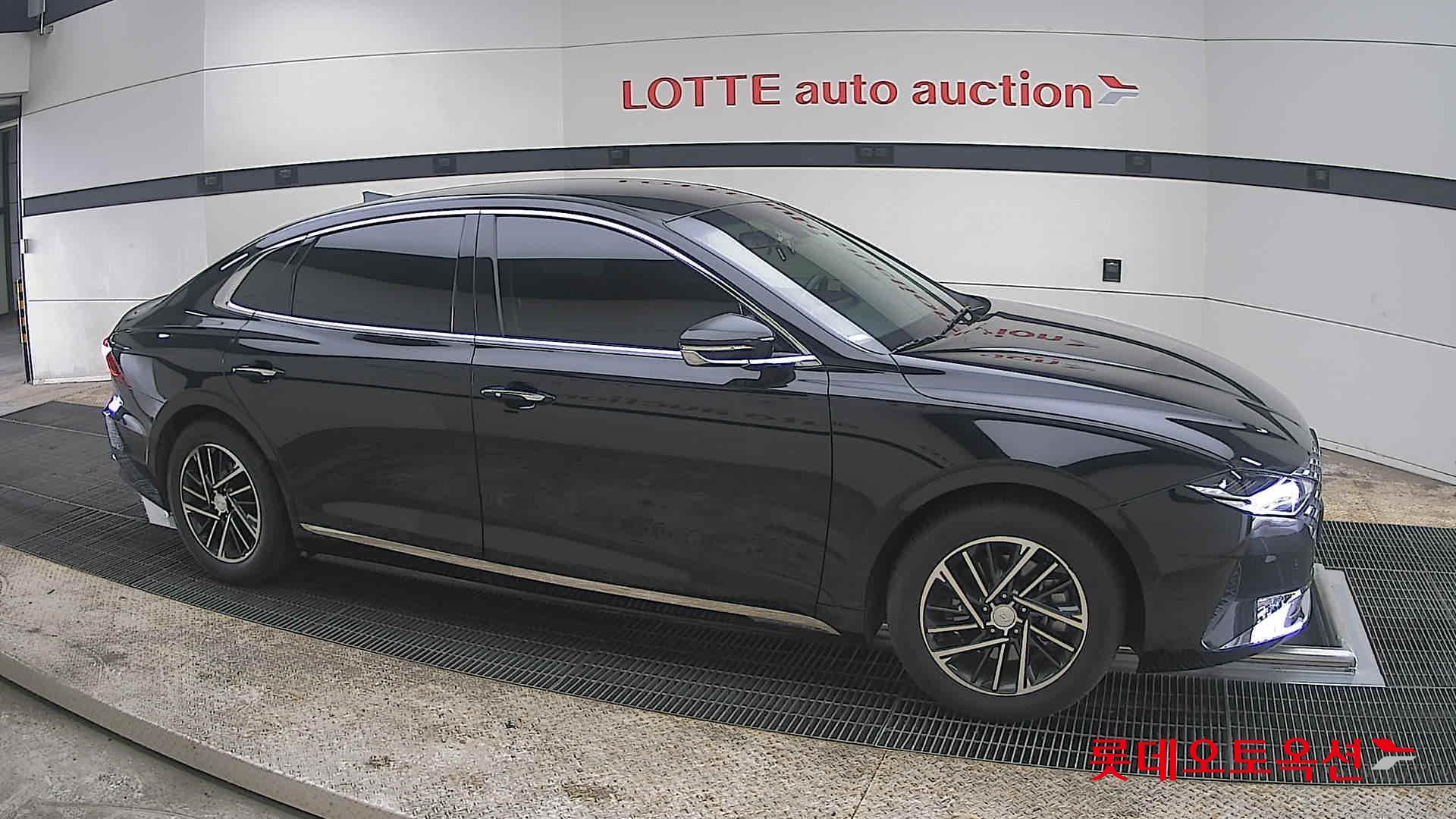 هيونداي أزيرا