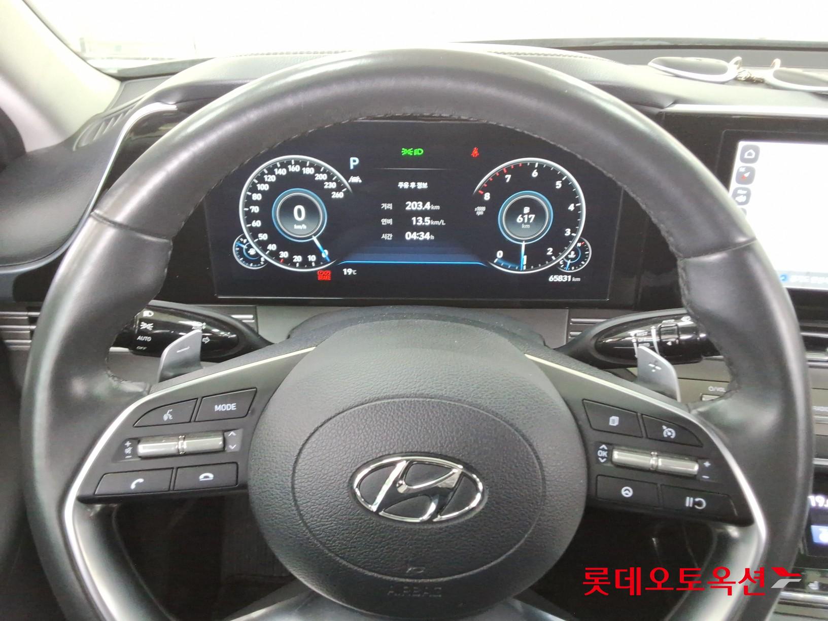 هيونداي أزيرا