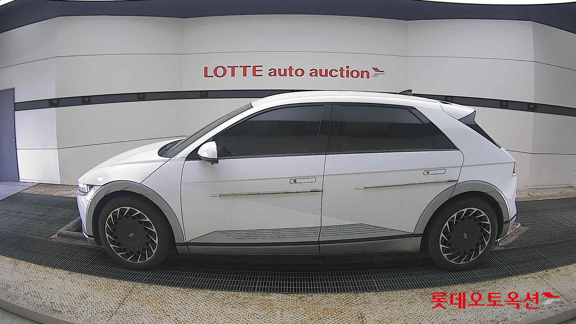 هيونداي أيونيك