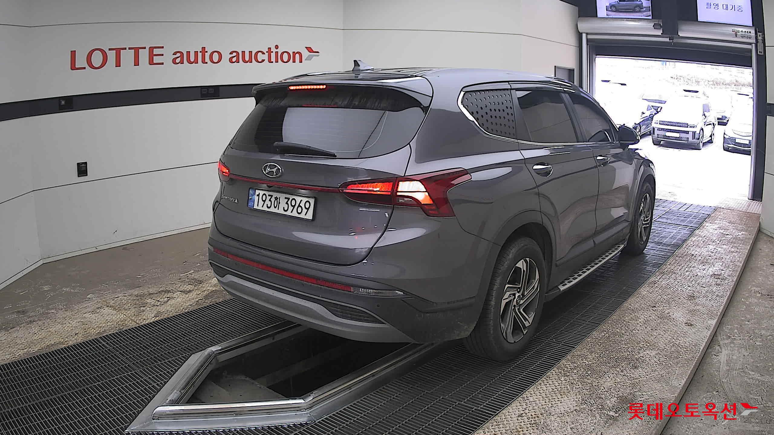 Hyundai Santa Fe - 5