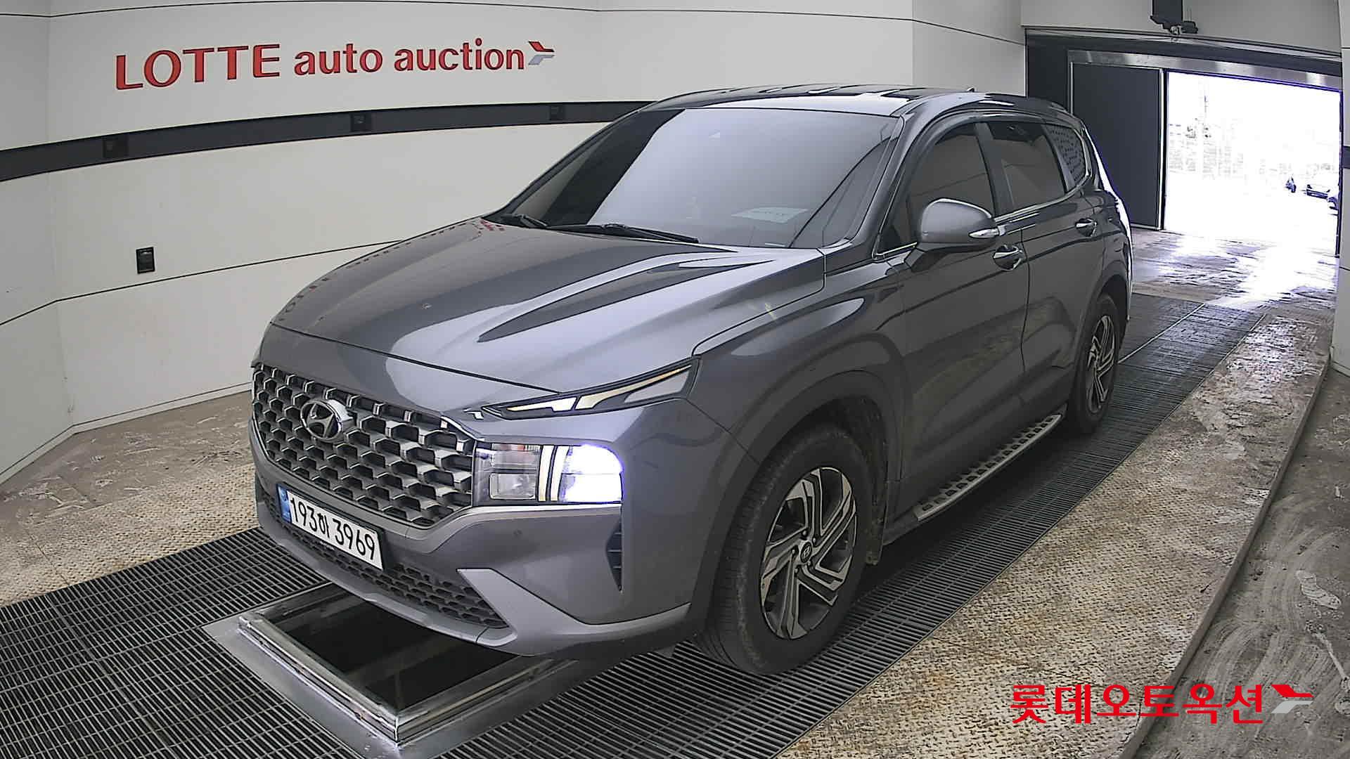 Hyundai Santa Fe - 3