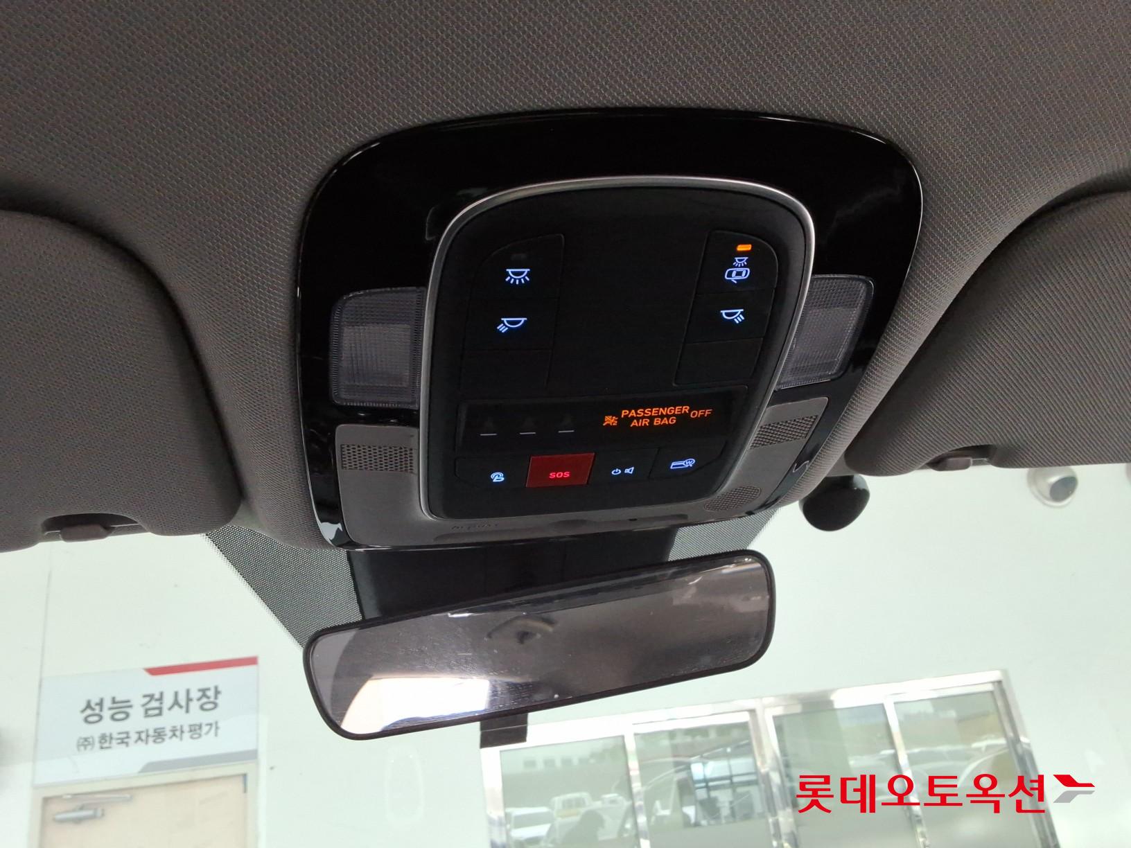 Hyundai Santa Fe - 32