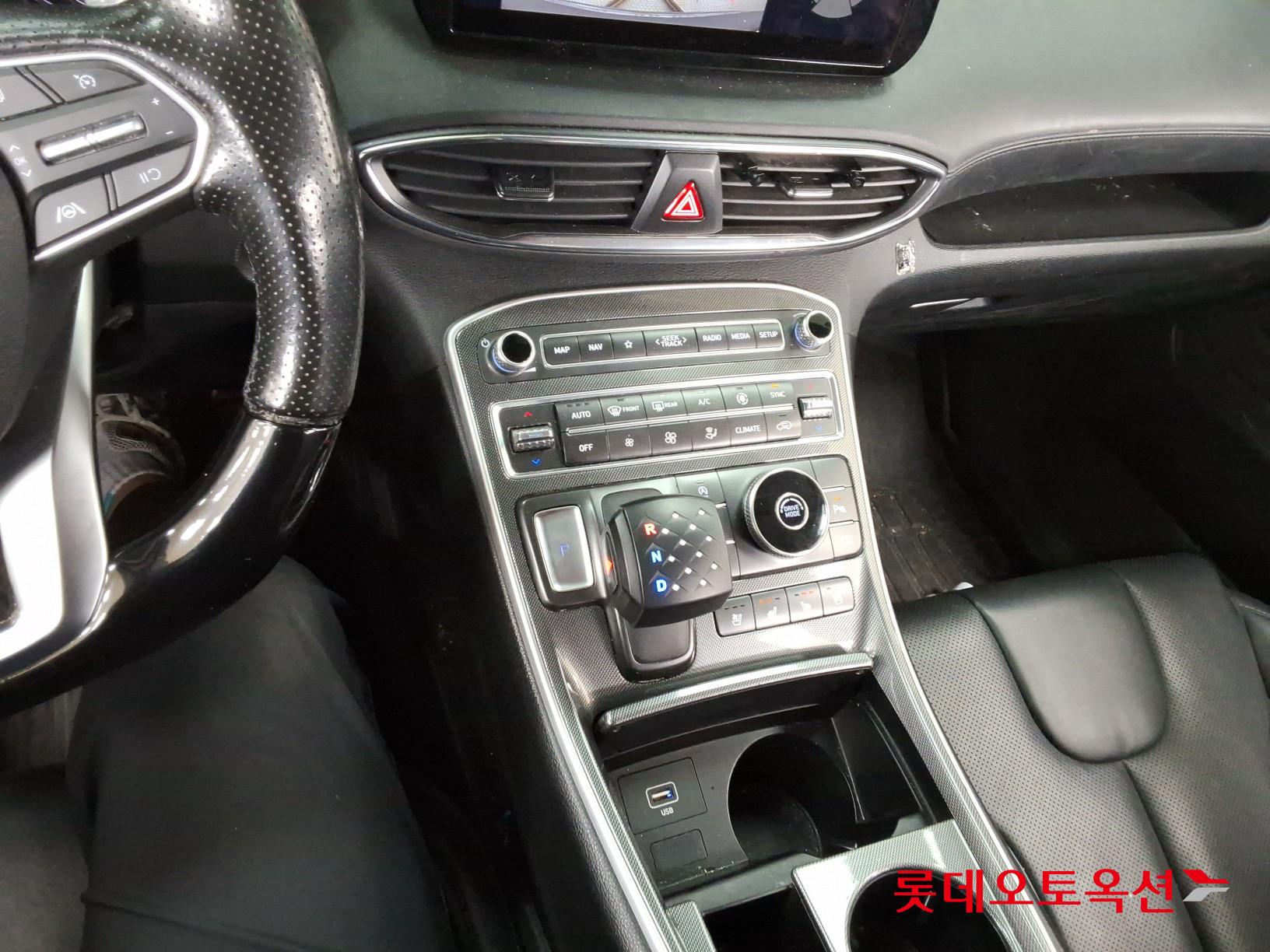 Hyundai Santa Fe - 34