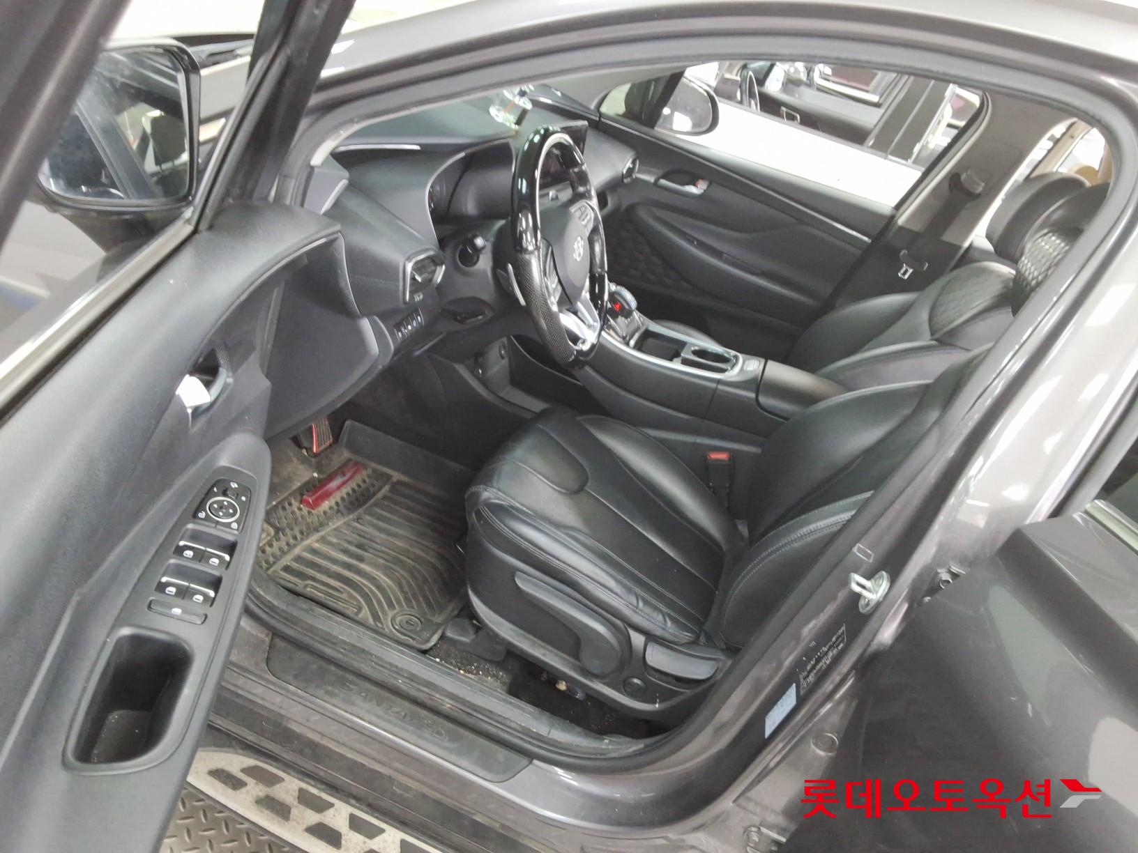 Hyundai Santa Fe - 36