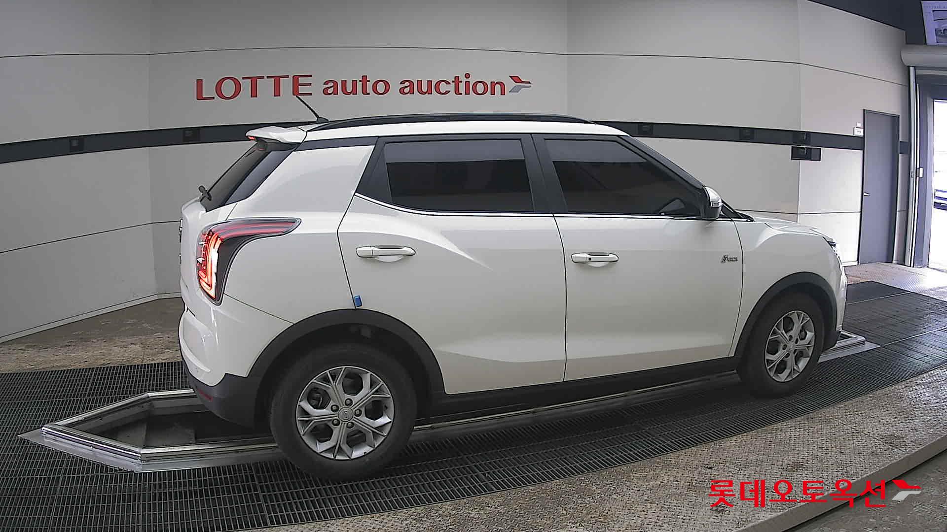 SsangYong Tivoli id 3875666 из Кореи 37