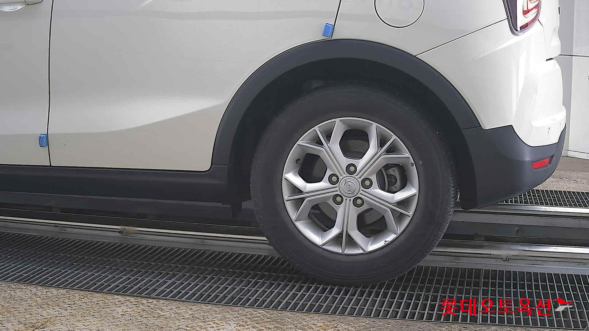 سانغ يونغ تيفولي