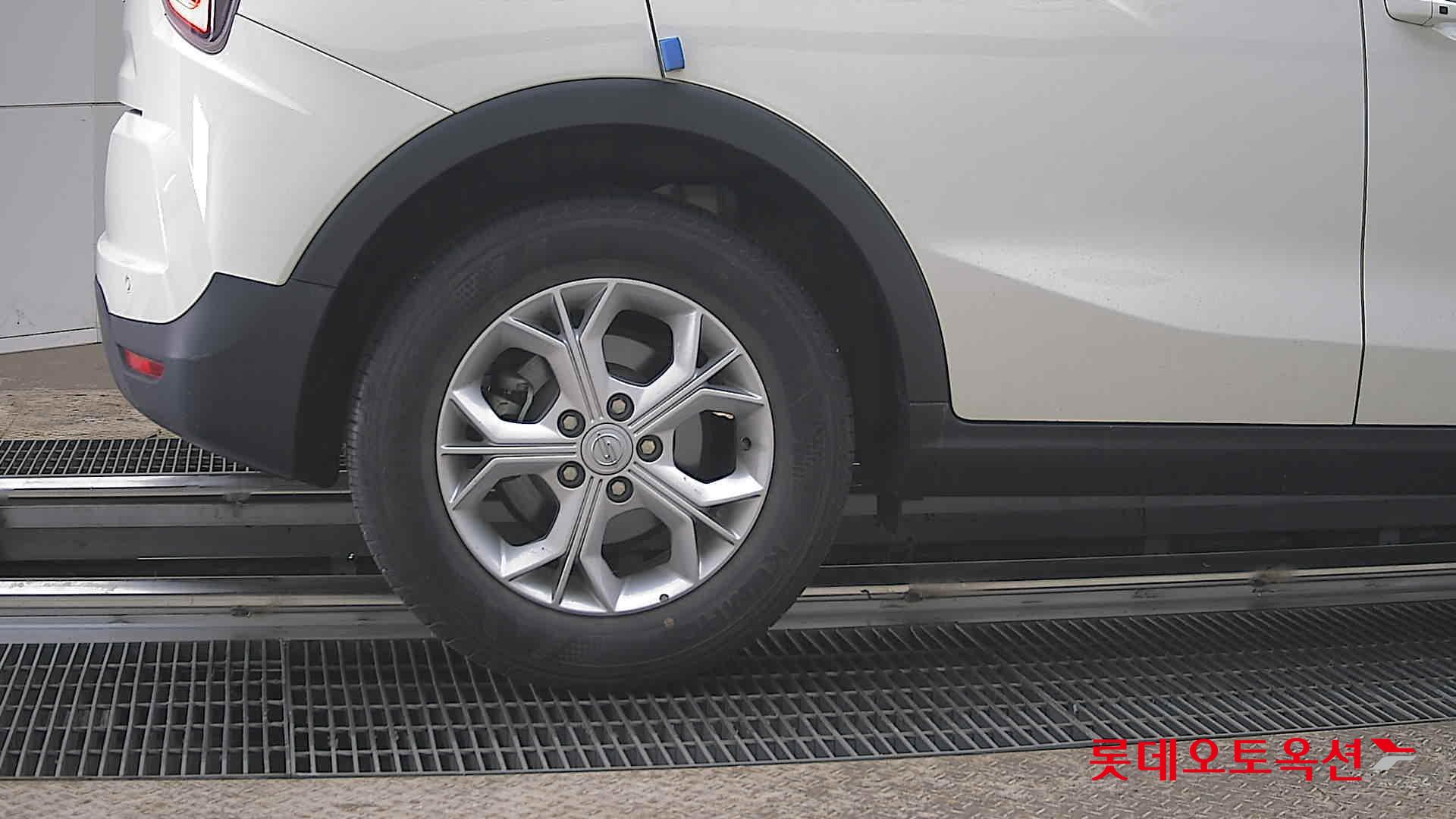 سانغ يونغ تيفولي