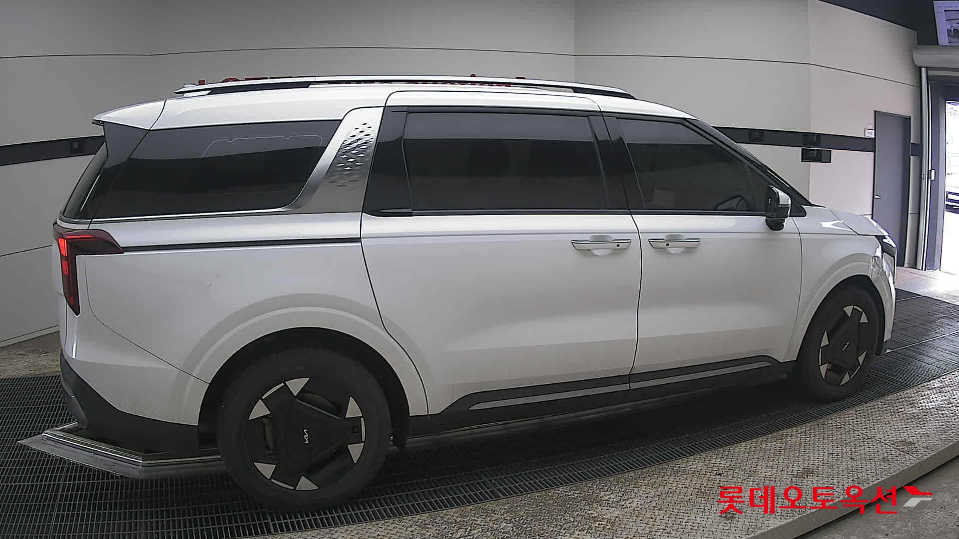 كيا كارنفال