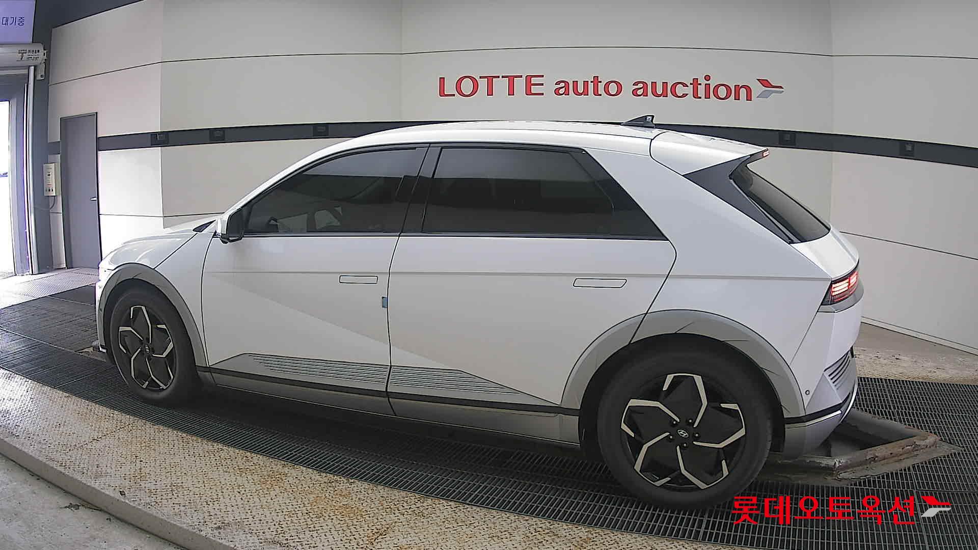 Hyundai IONIQ 5 id 3822878 из Кореи 11