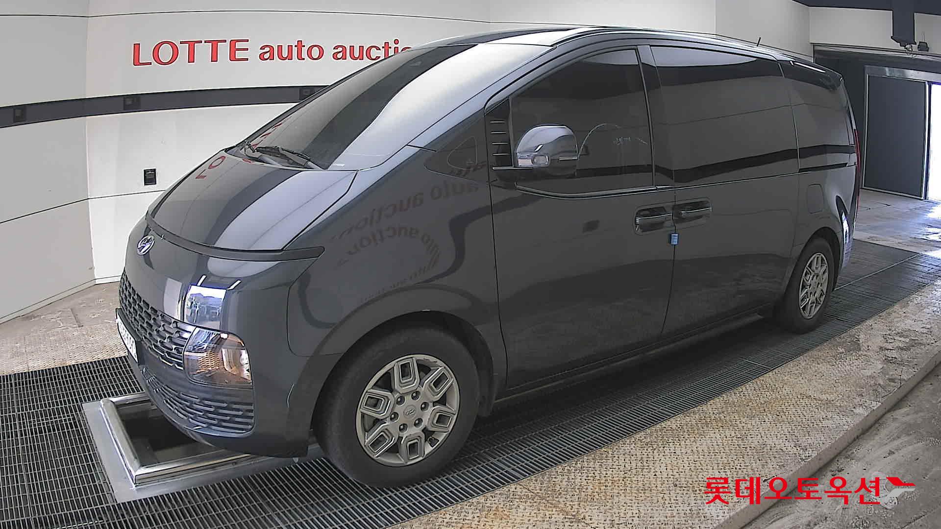 هيونداي ستاريا