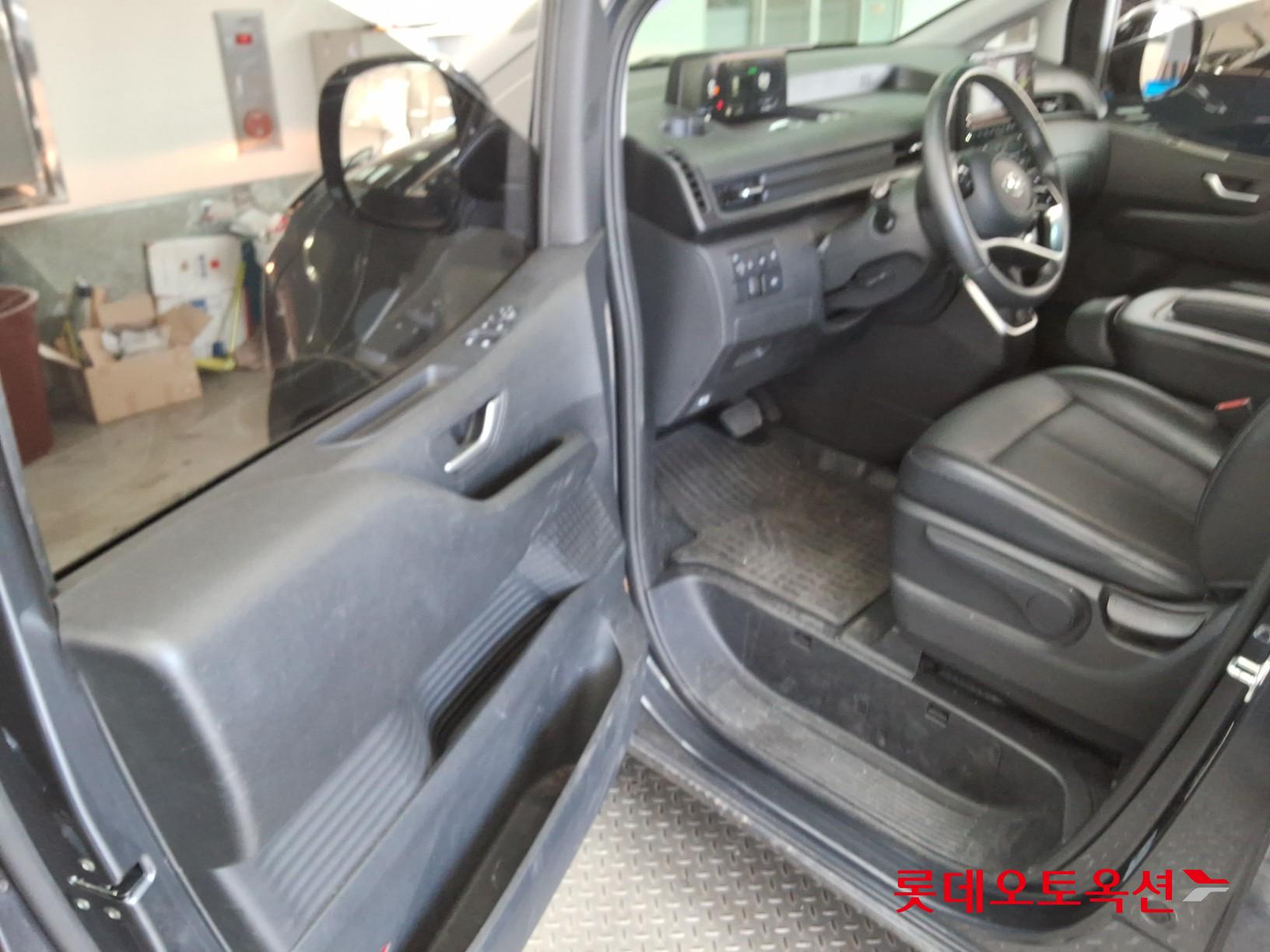 هيونداي ستاريا