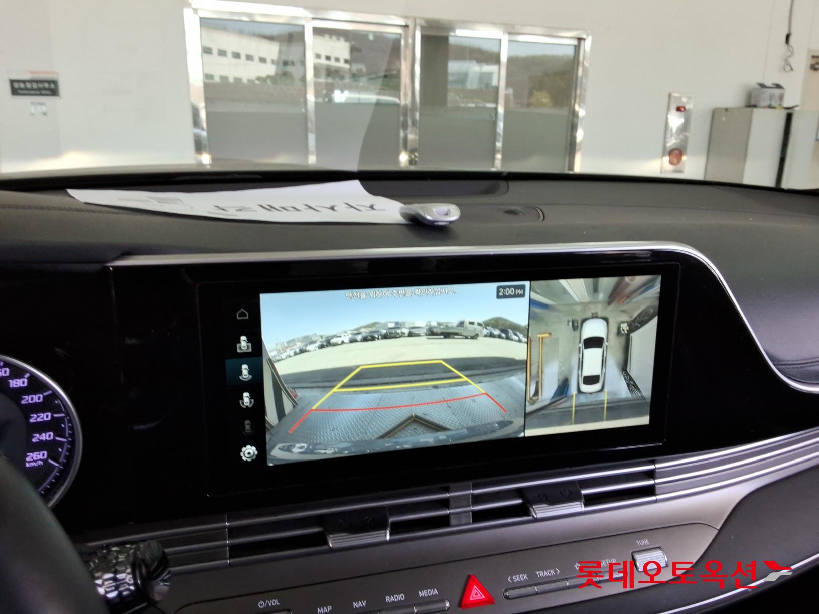 Hyundai Grandeur - 34
